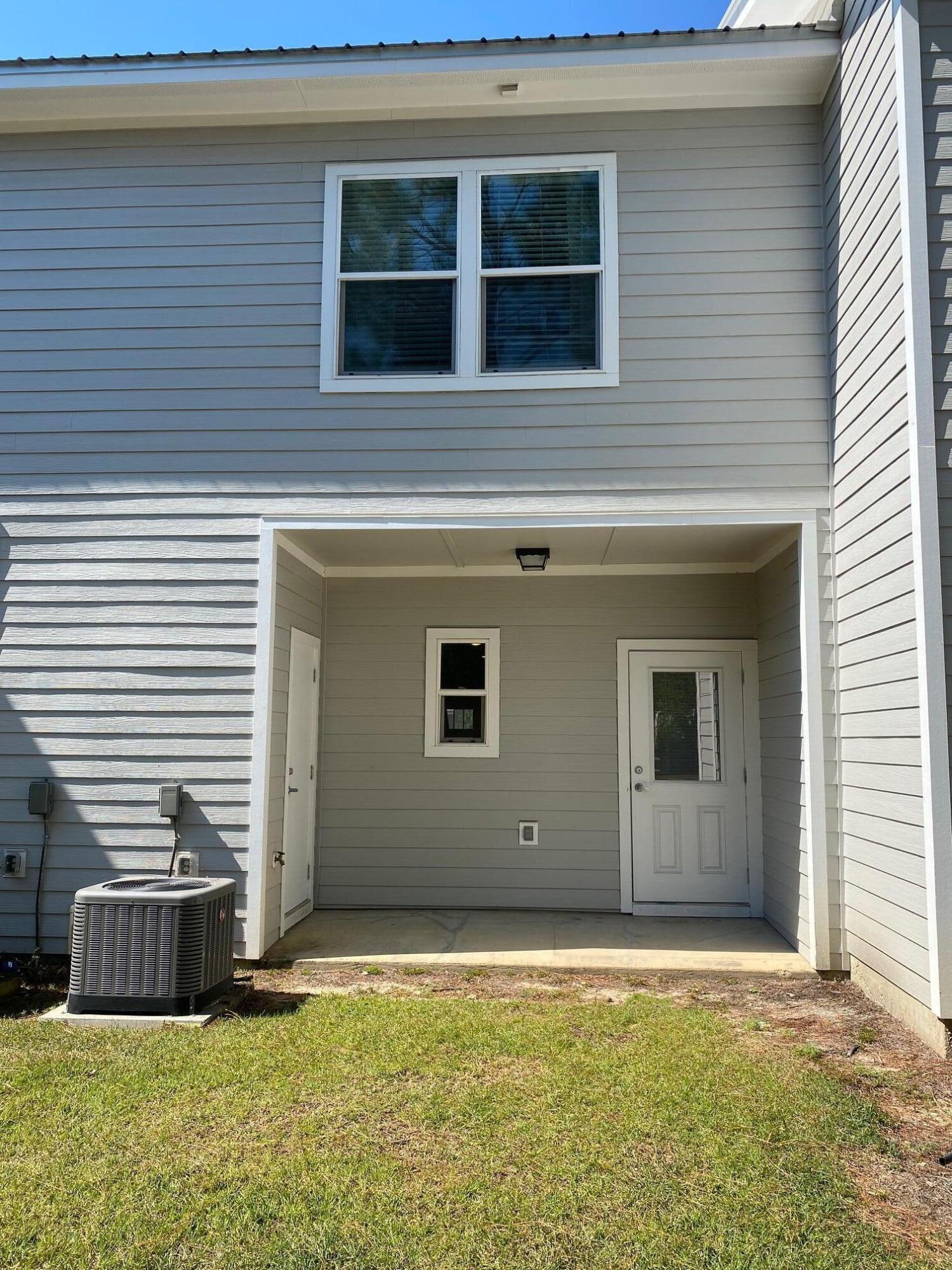 VERANDAS OF FREEPORT, THE - Residential Lease