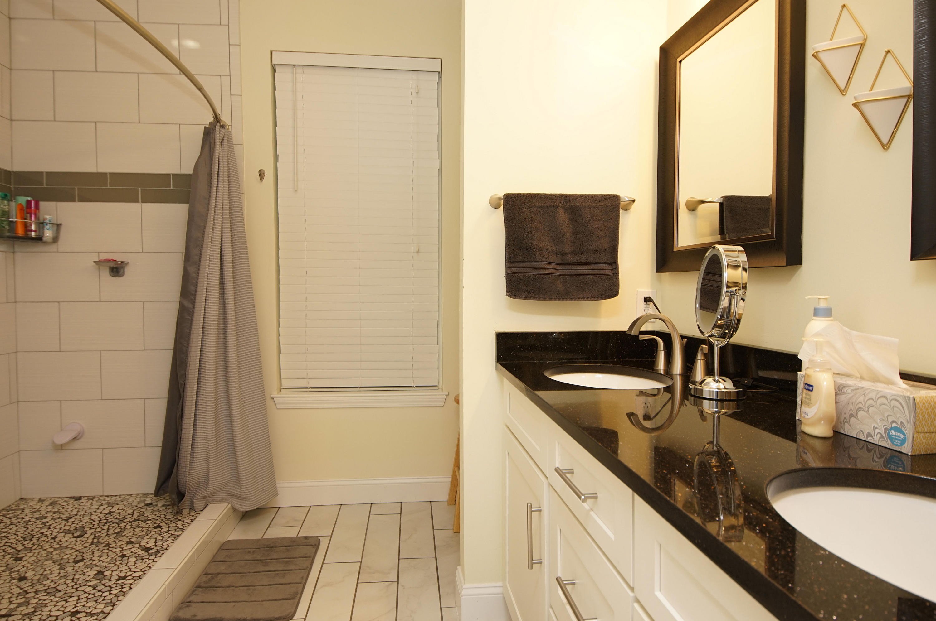 VALPARAISO SHORES - Residential