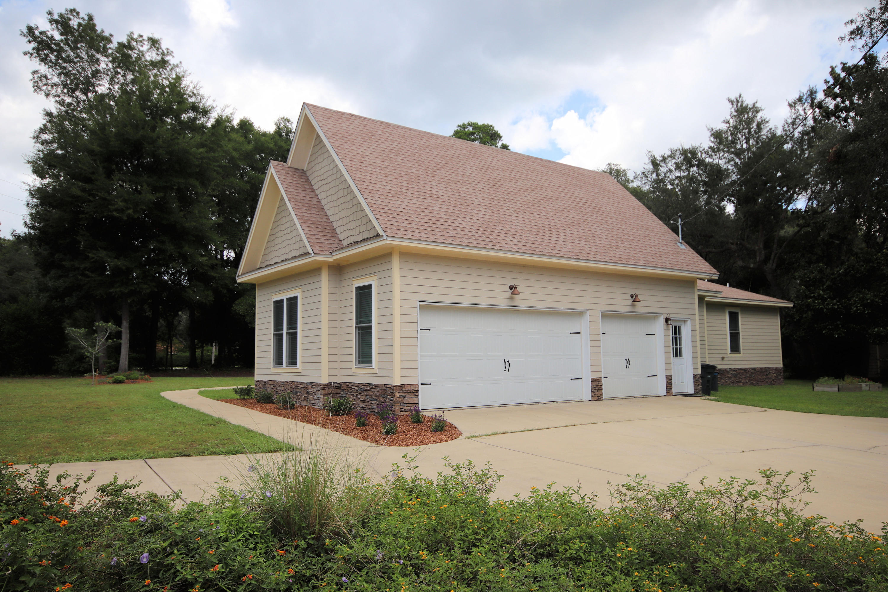 VALPARAISO SHORES - Residential