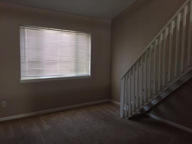 COMMODORES LANDING - Residential Lease