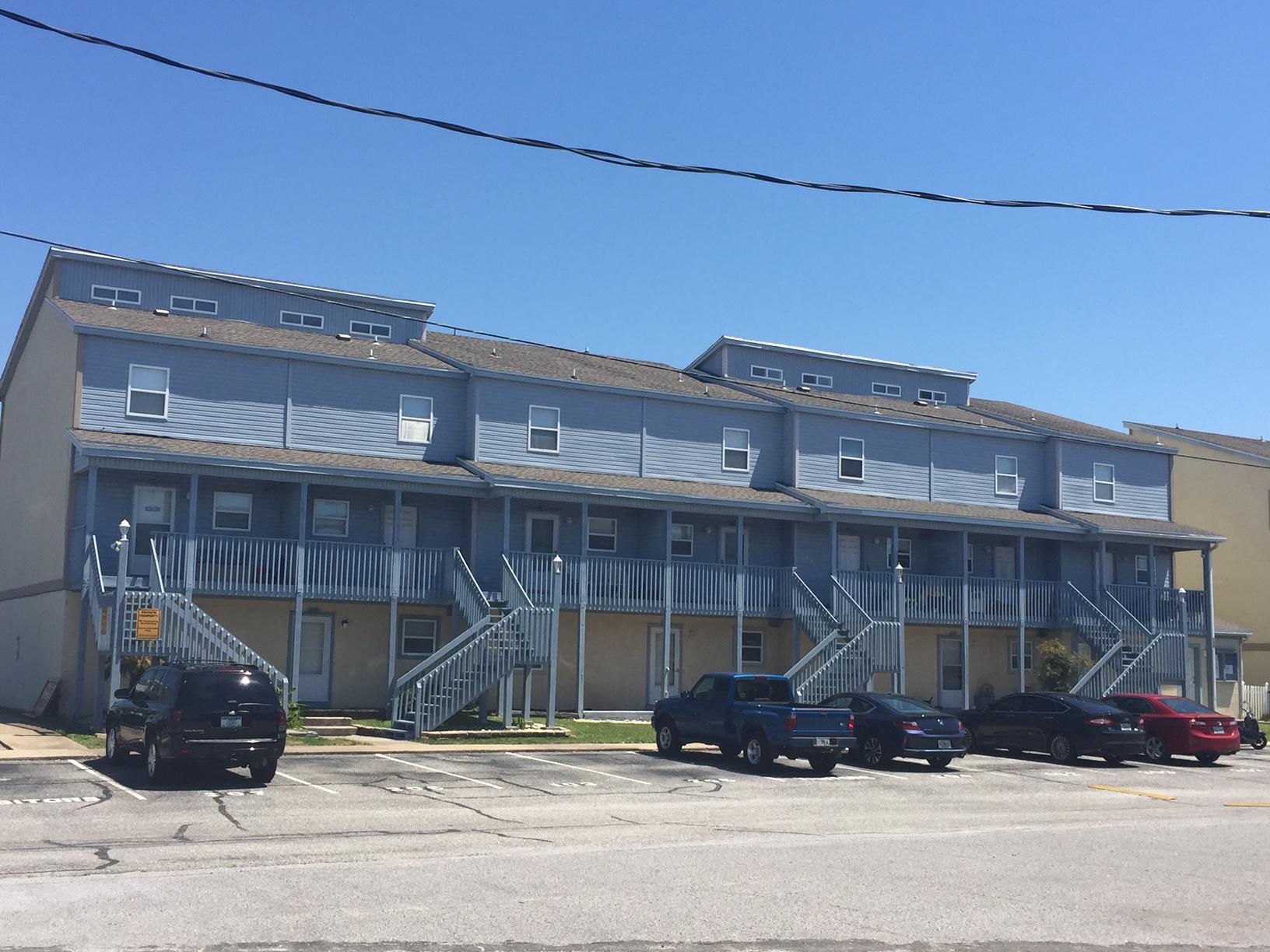 COMMODORES LANDING - Residential Lease