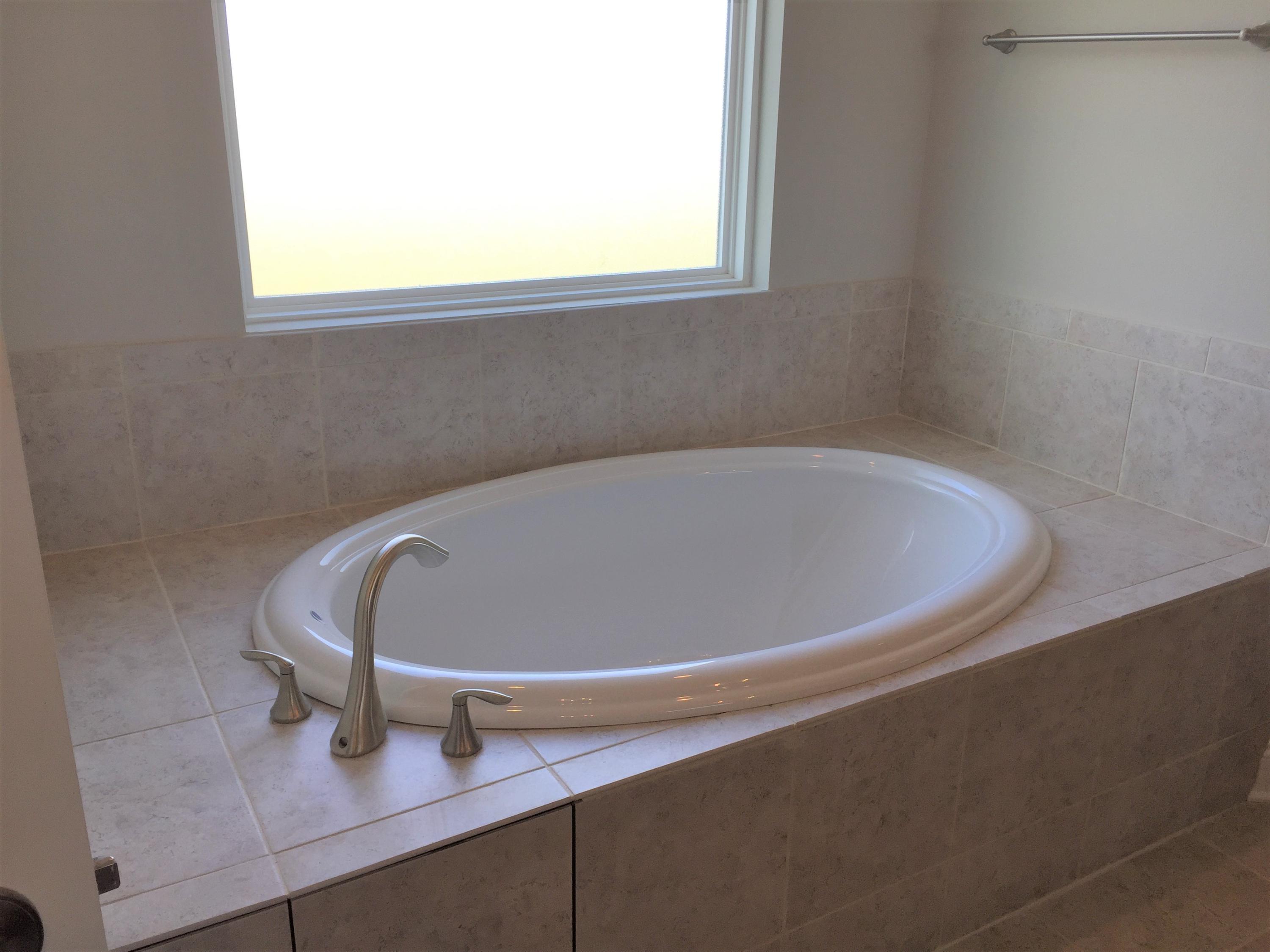 Cross Creek Estates - Residential