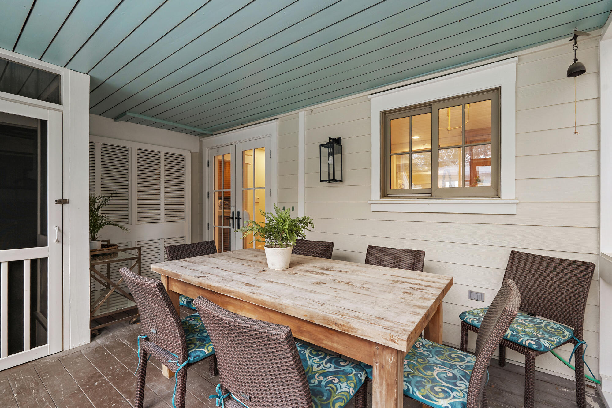SEAGROVE 1ST ADDN - Residential