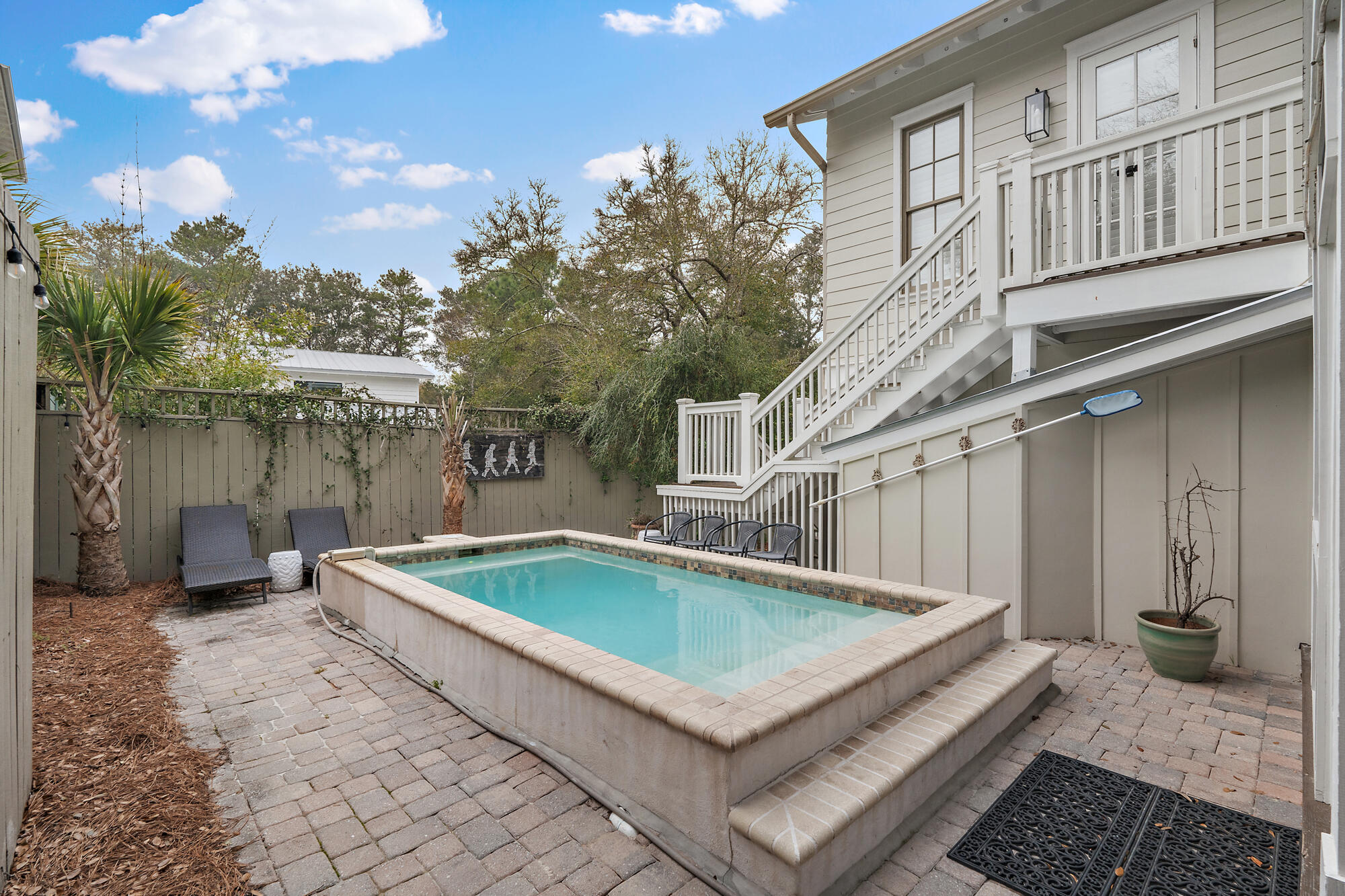 SEAGROVE 1ST ADDN - Residential