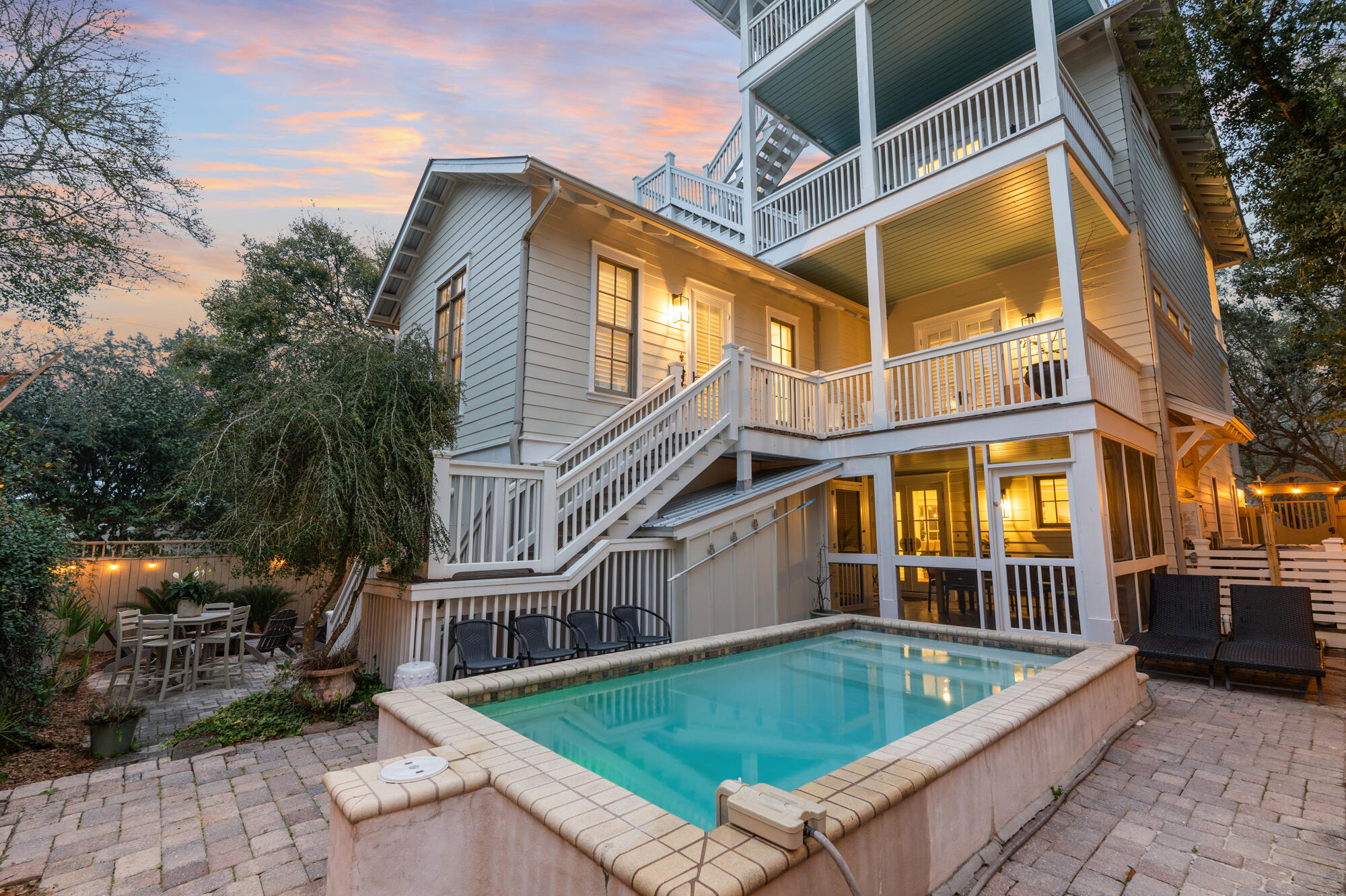 SEAGROVE 1ST ADDN - Residential
