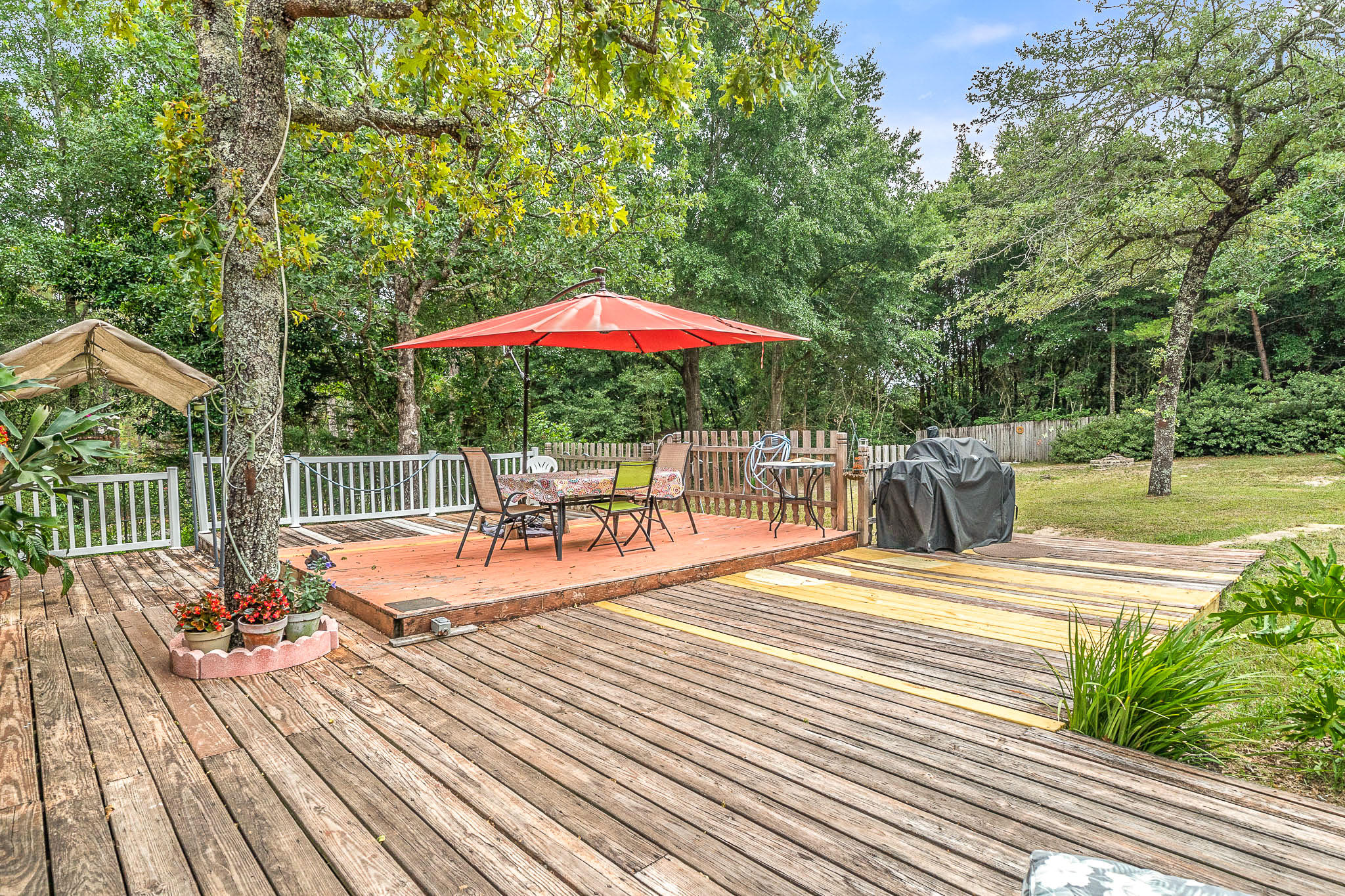 ADAMS POWELL EAST - Residential