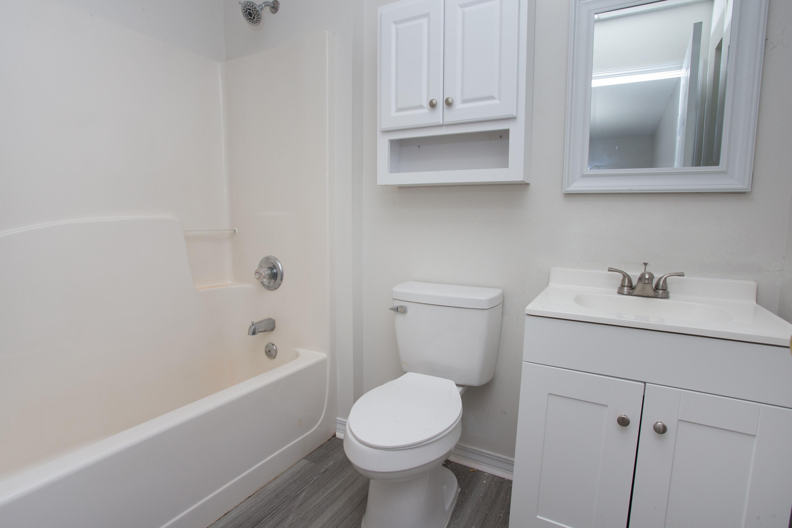 SULLIVANS ADDN TO CRESTVIEW - Residential