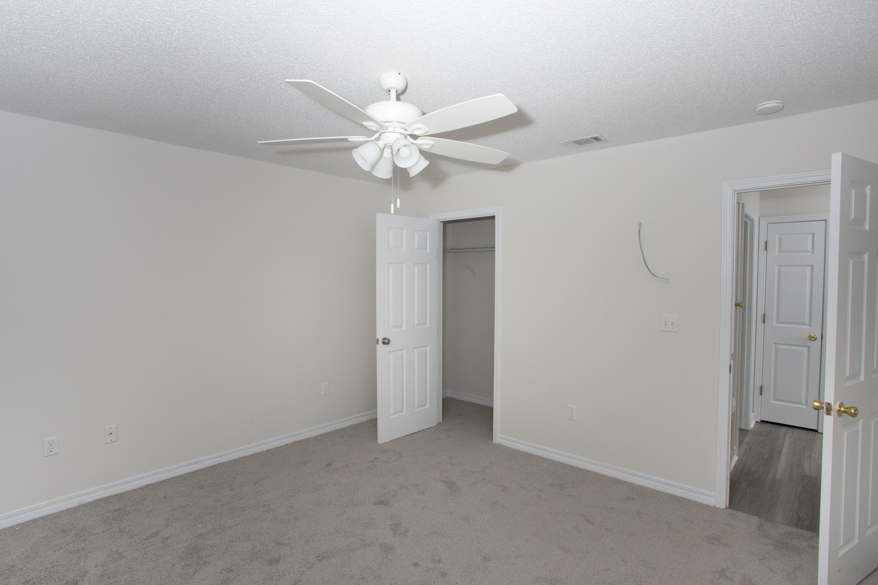 SULLIVANS ADDN TO CRESTVIEW - Residential