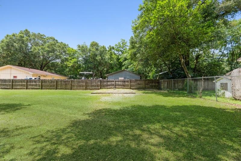 MORRIS ADDN TO CRESTVIEW - Residential