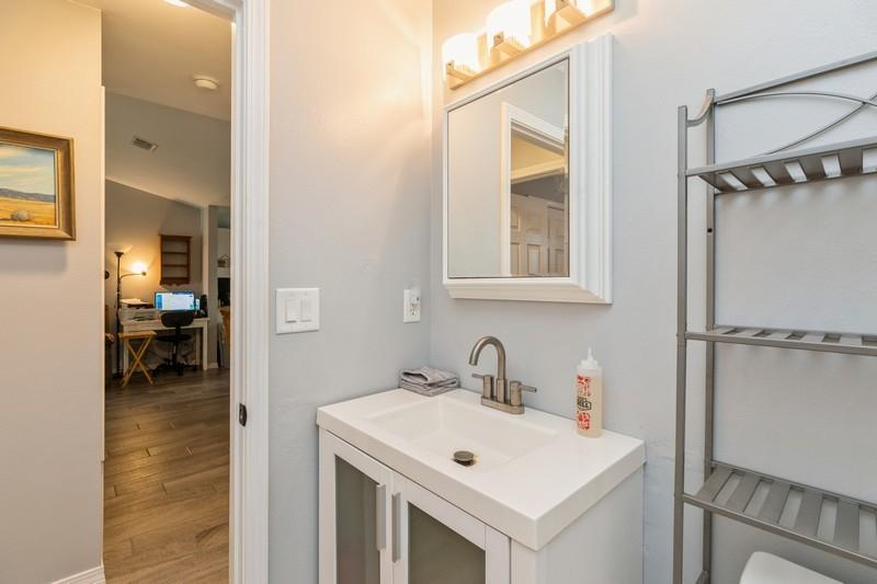 MORRIS ADDN TO CRESTVIEW - Residential