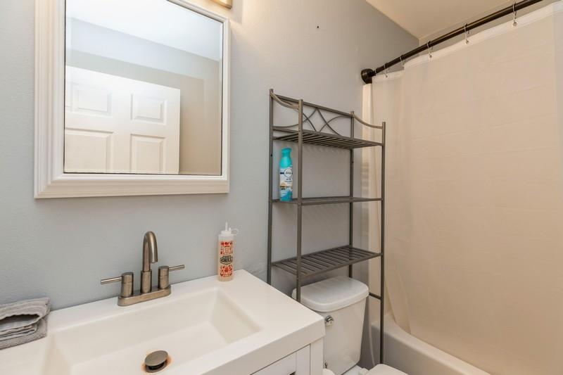 MORRIS ADDN TO CRESTVIEW - Residential