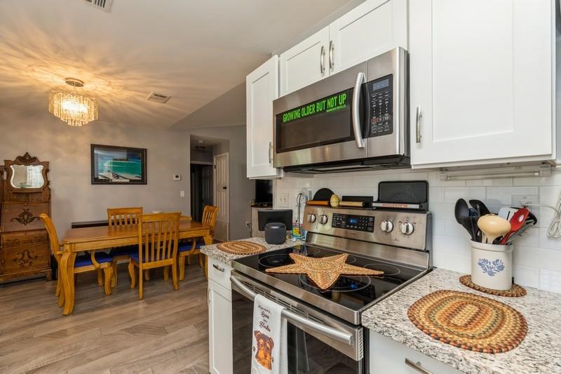 MORRIS ADDN TO CRESTVIEW - Residential