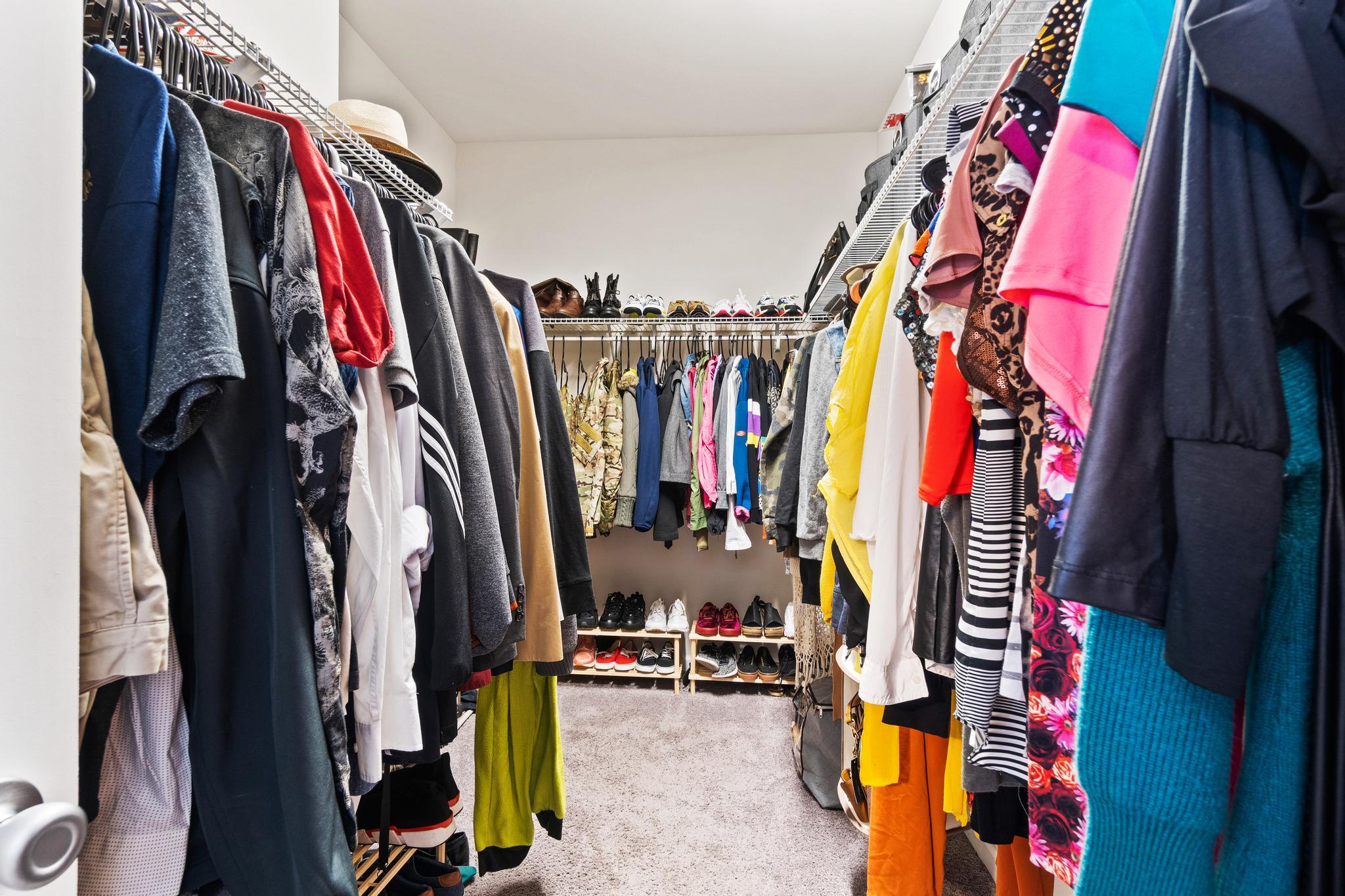 REDWOOD VILLAGE - Residential