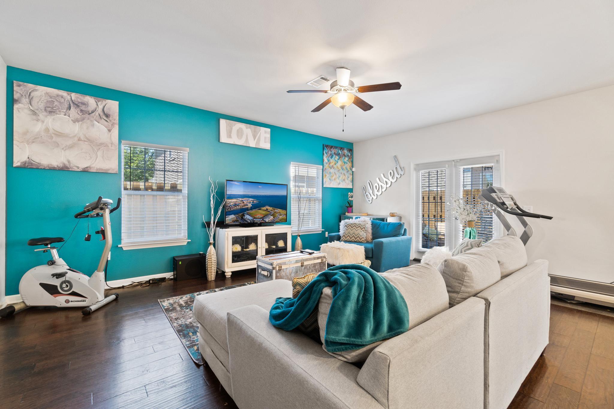 REDWOOD VILLAGE - Residential