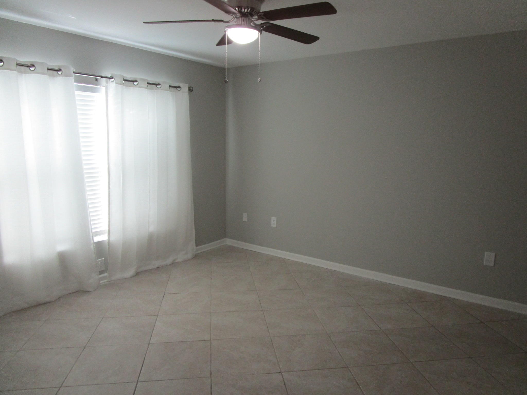 FLORIDA CLUB - Residential Lease