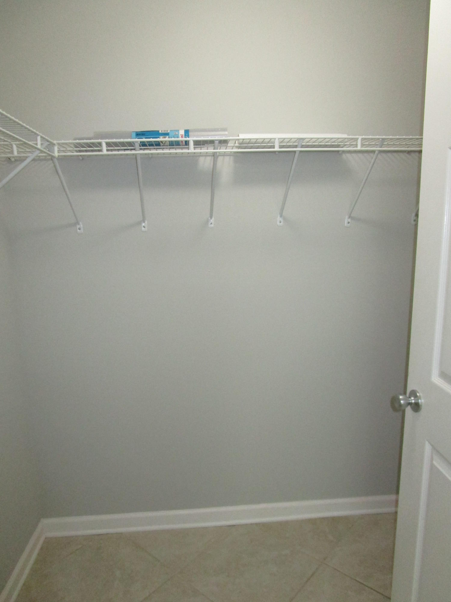 FLORIDA CLUB - Residential Lease