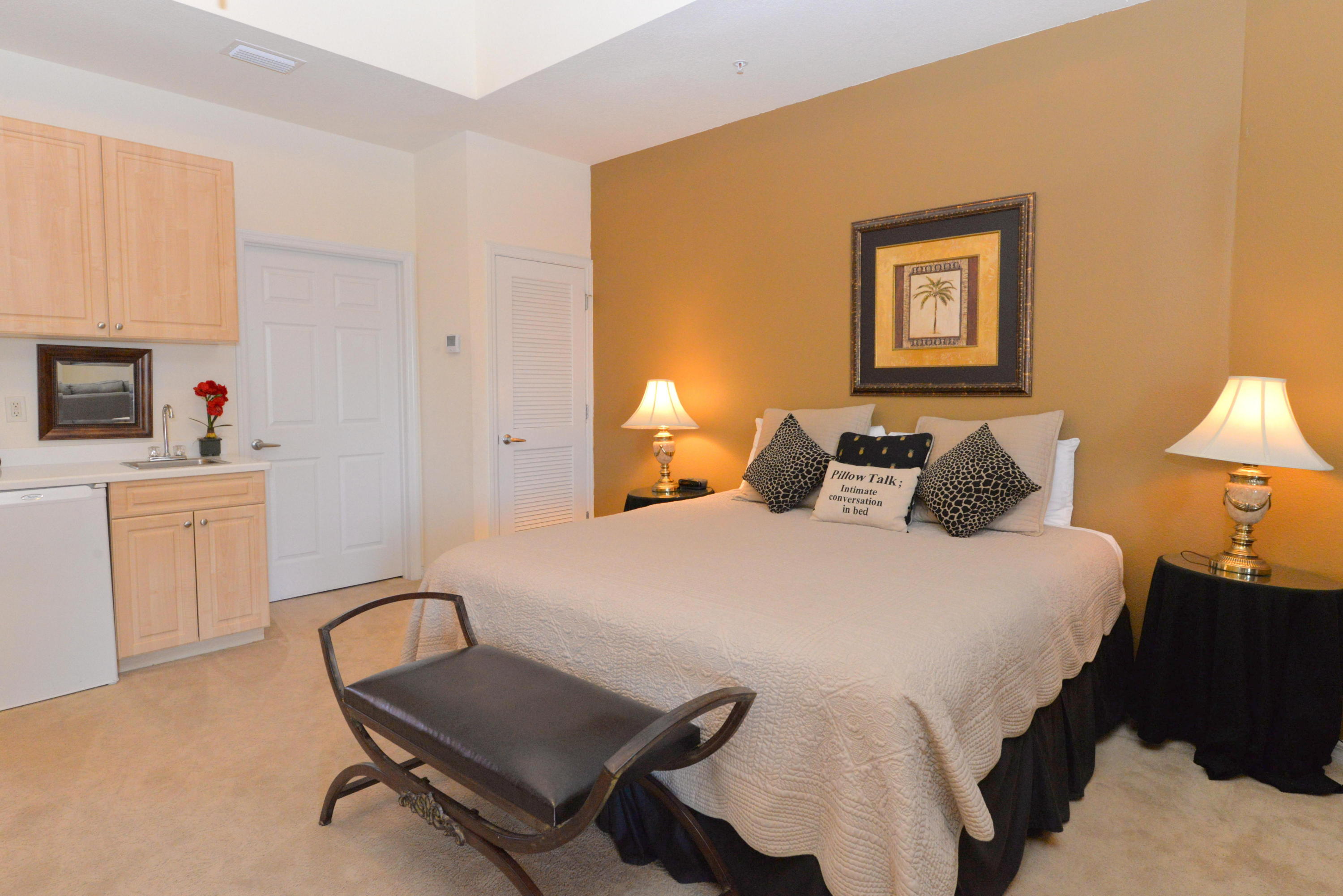 BEACH POINTE T/H - Residential