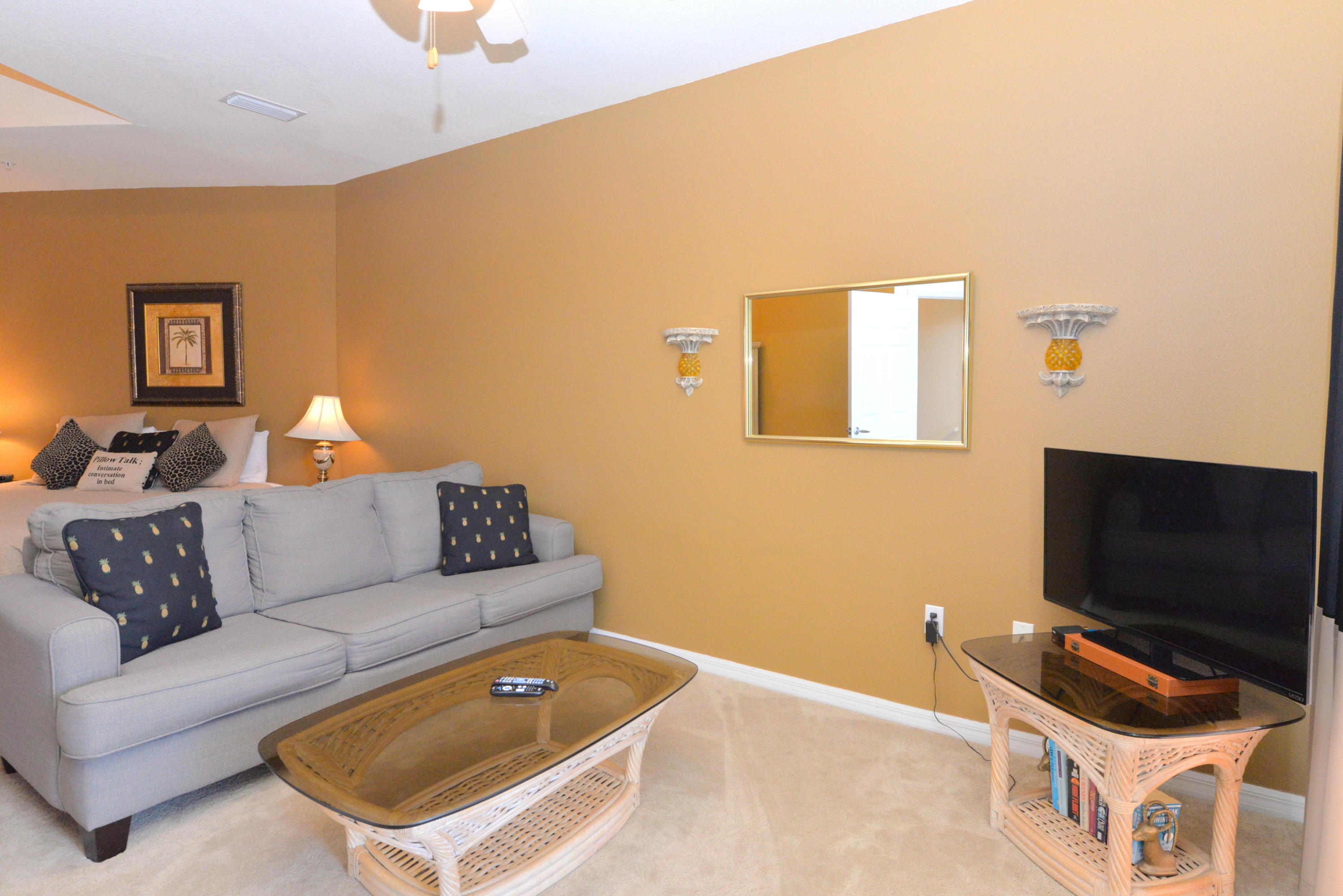 BEACH POINTE T/H - Residential