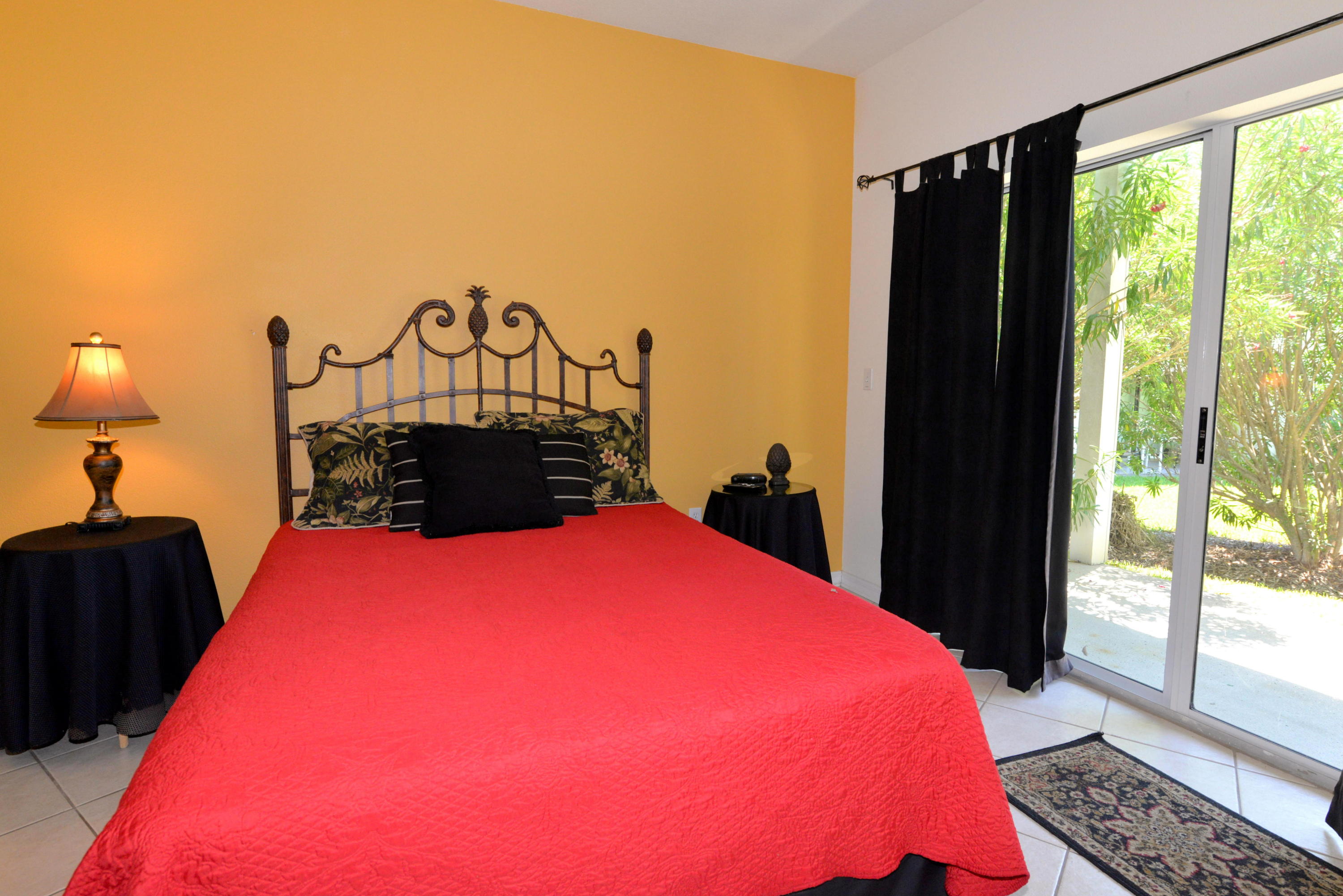 BEACH POINTE T/H - Residential