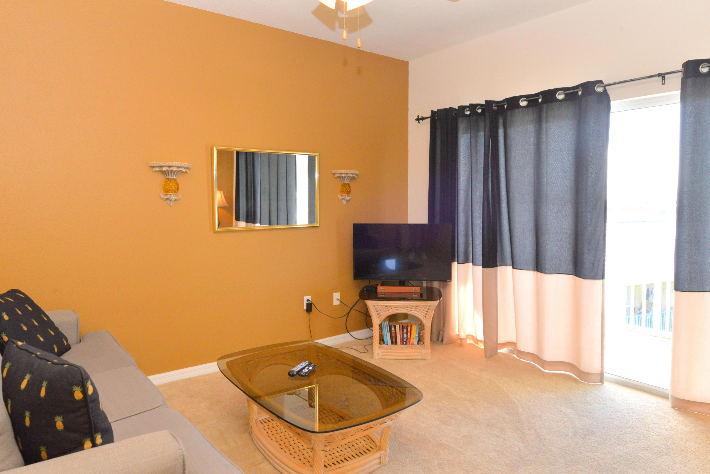 BEACH POINTE T/H - Residential