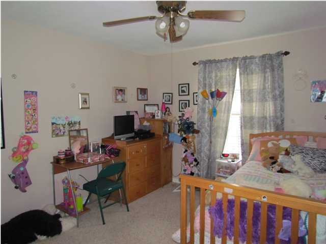 LAKE LORRAINE ESTATES 3 - Residential Lease