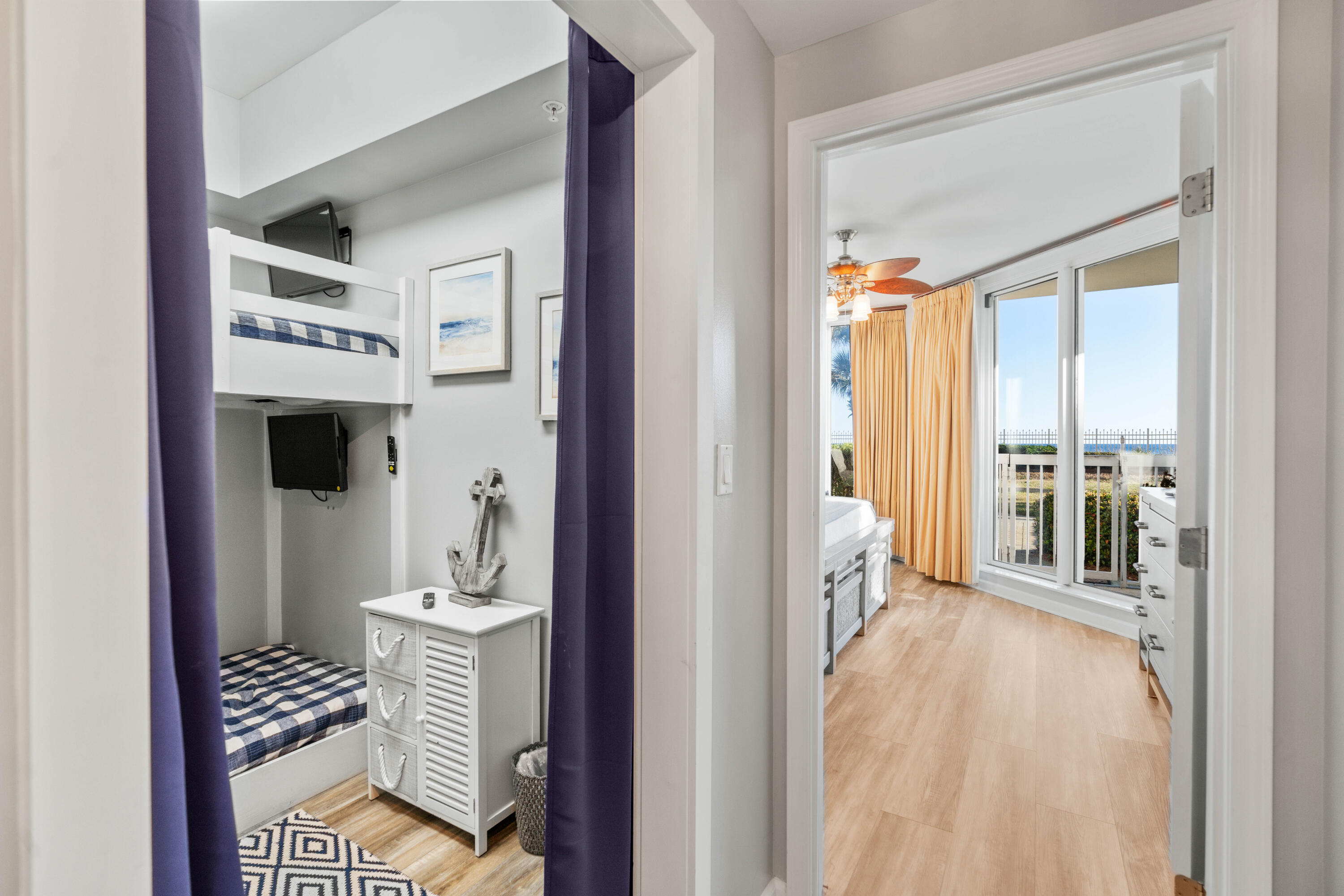 SILVER BEACH TOWERS - Residential