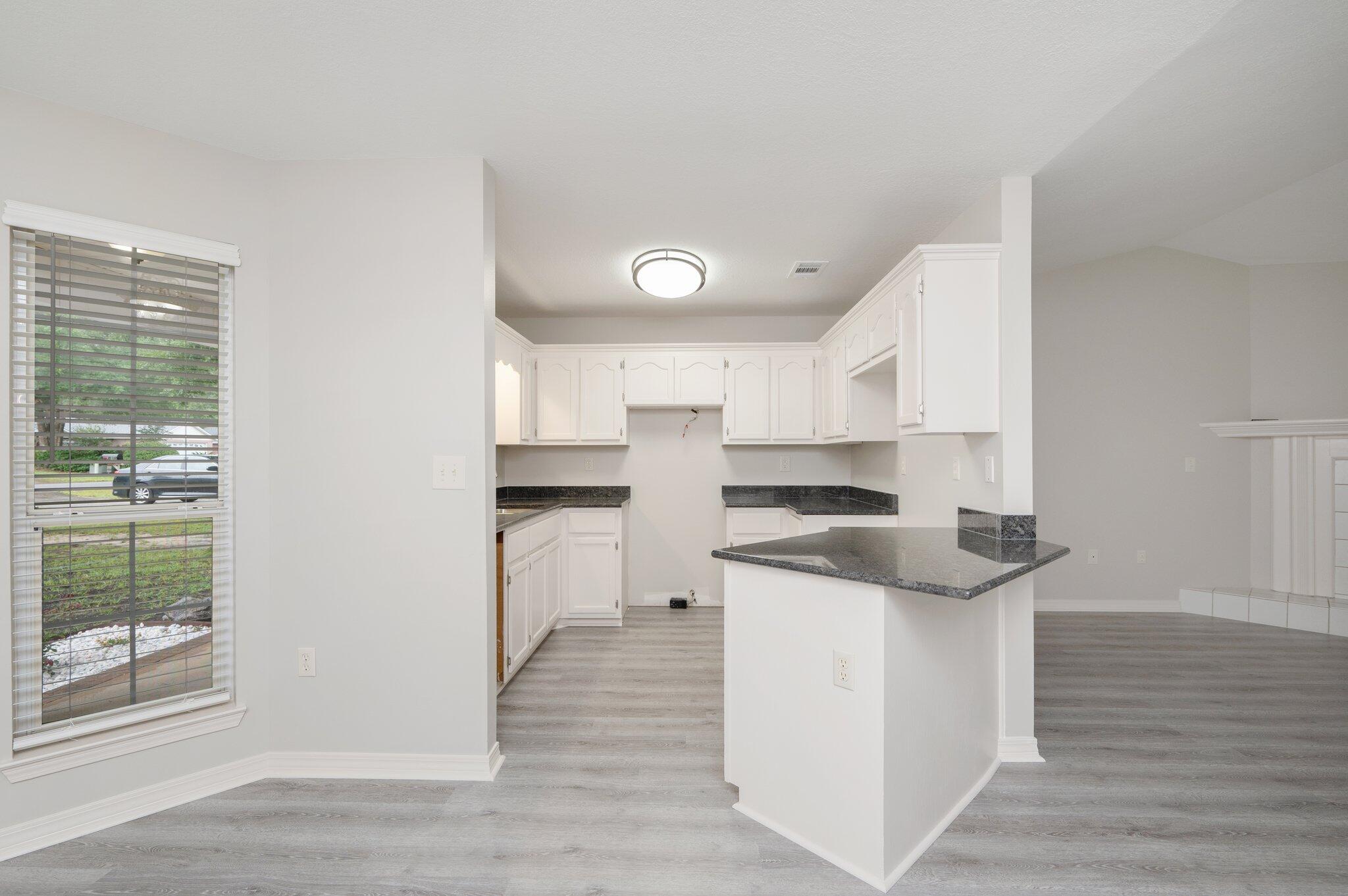 DEER VALLEY ESTATES LOT 3 - Residential