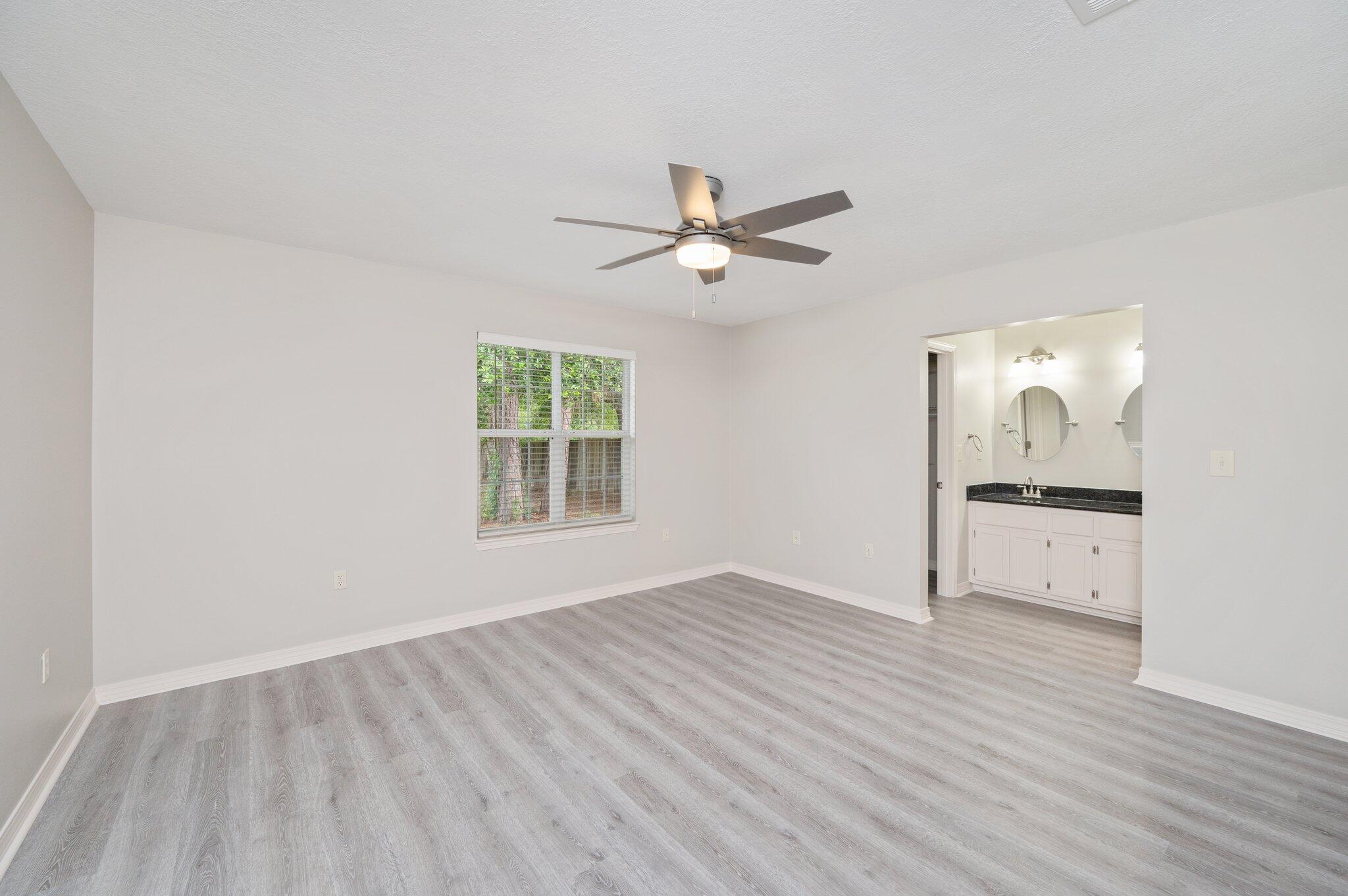 DEER VALLEY ESTATES LOT 3 - Residential