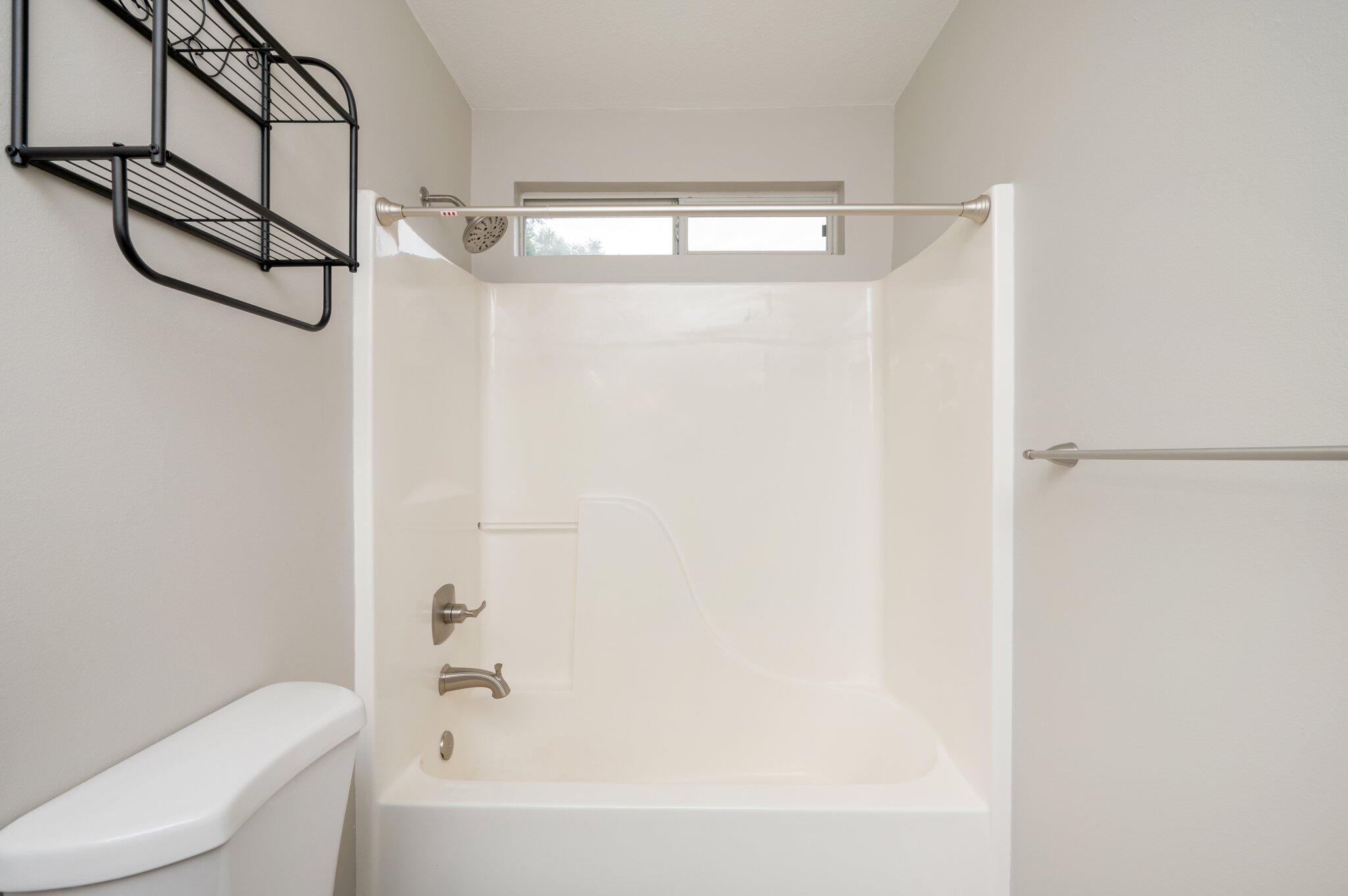 DEER VALLEY ESTATES LOT 3 - Residential