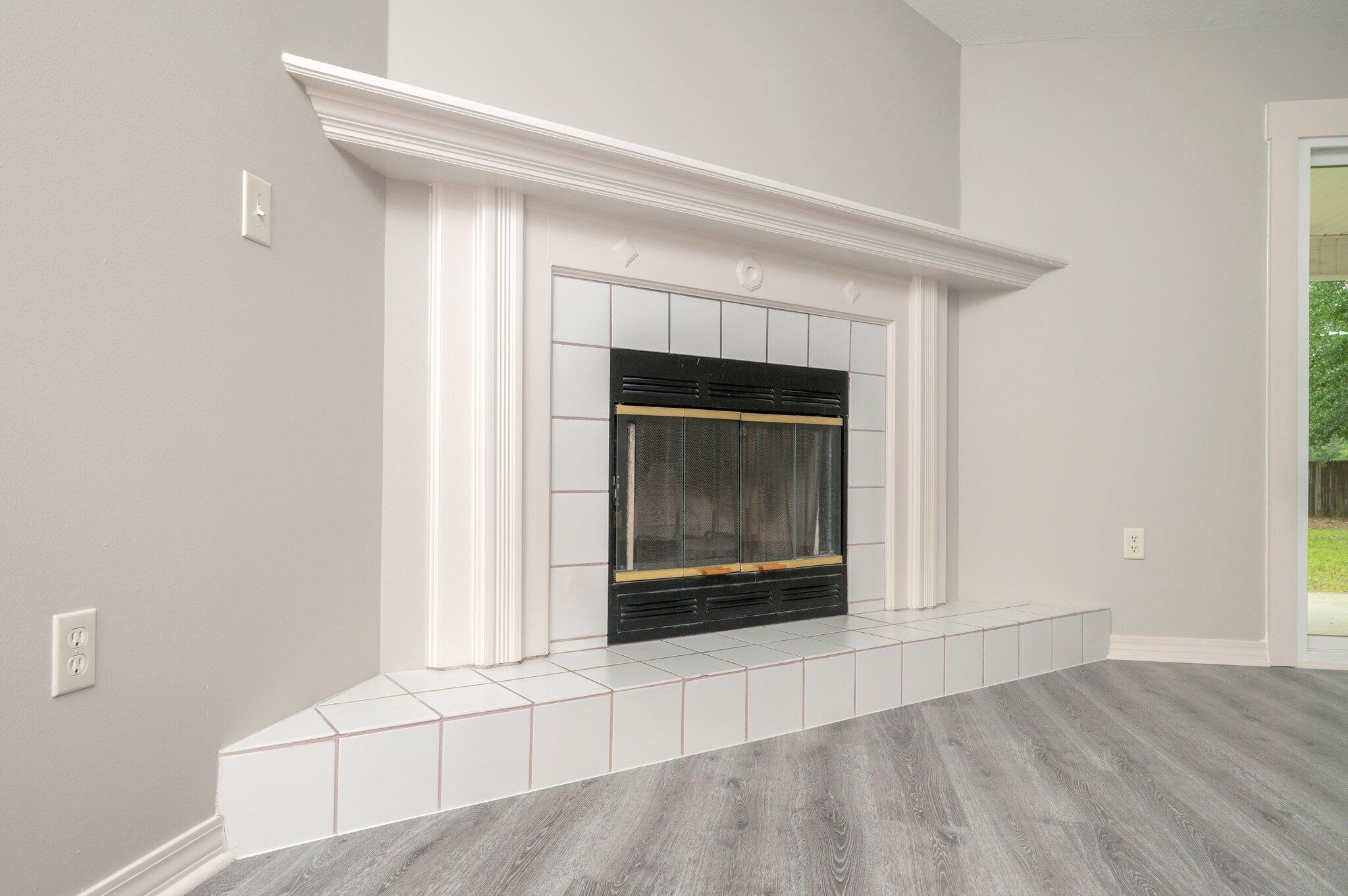 DEER VALLEY ESTATES LOT 3 - Residential