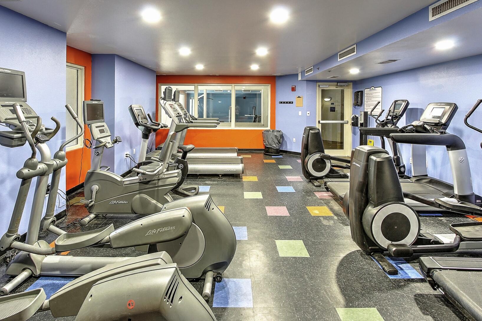 SHORES OF PANAMA II - Residential