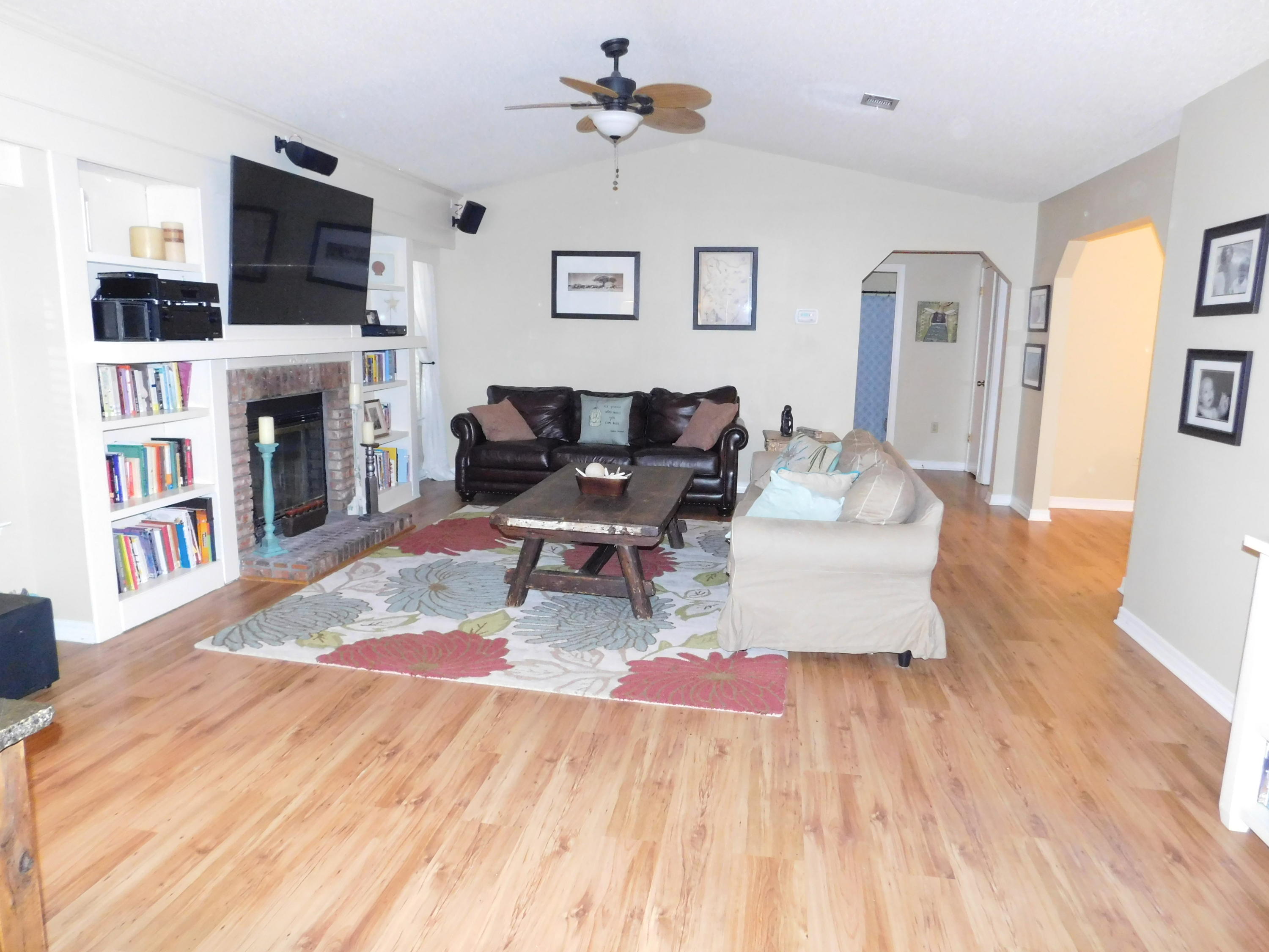 CREEKSIDE 4 - Residential