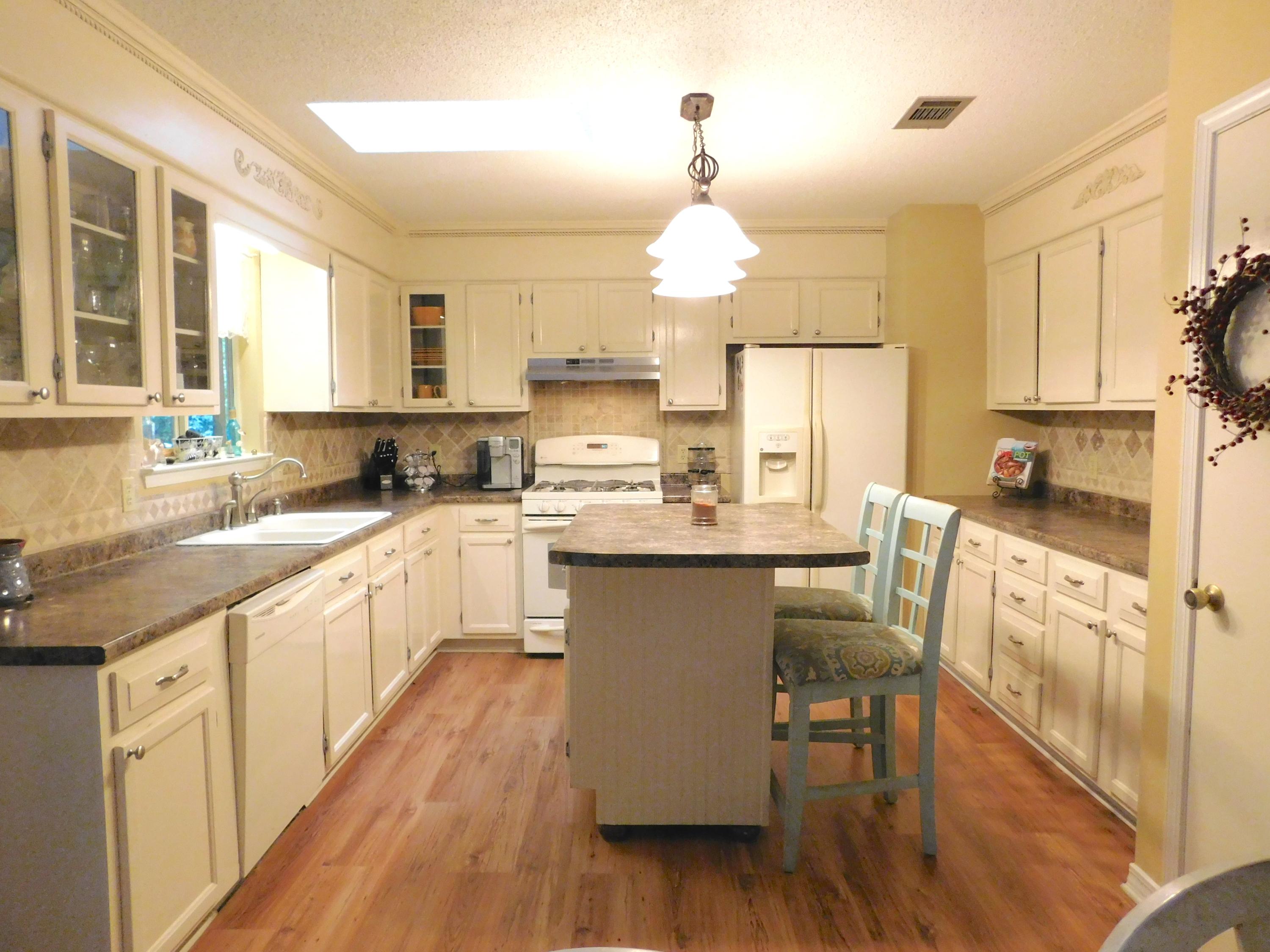 CREEKSIDE 4 - Residential