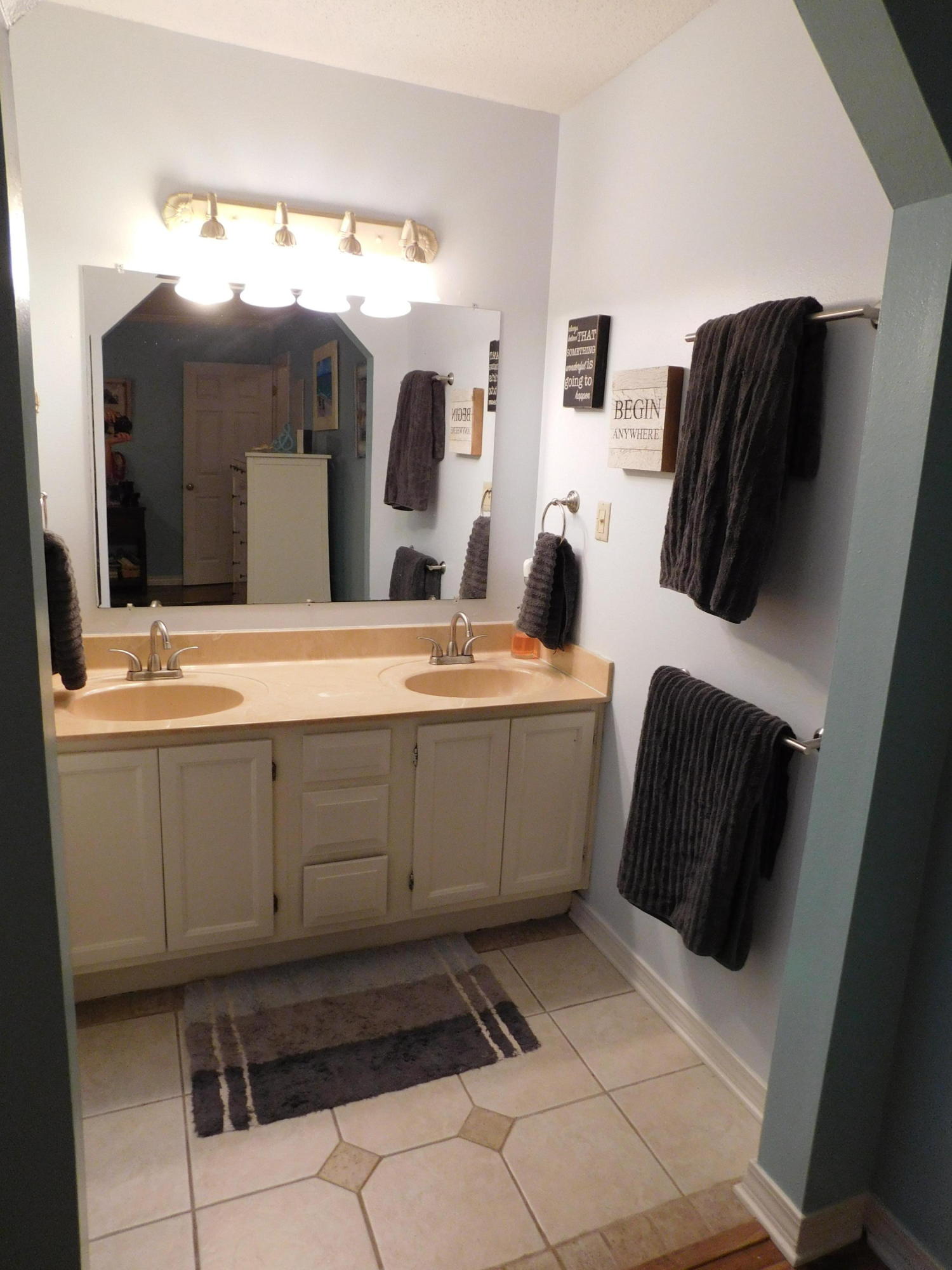 CREEKSIDE 4 - Residential