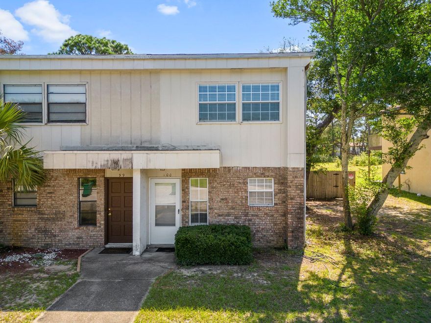 Conveniently located in Shalimar, this end unit, two bedroom, two bath townhome is ready for move-in. Easy care tile flooring downstairs in the kitchen, great room and bath. There's also a screened in porch overlooking the backyard. Upstairs are two bedrooms plus a 6 x 8.5 foot bonus room. The master bedroom has double closets and there's an additional storage room off the screened porch. Call for your showing today! No smoking, no pets and no vaping.