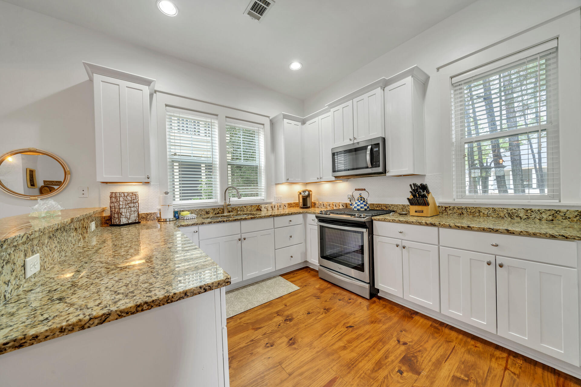 SANTA ROSA GOLF VILLAS - Residential