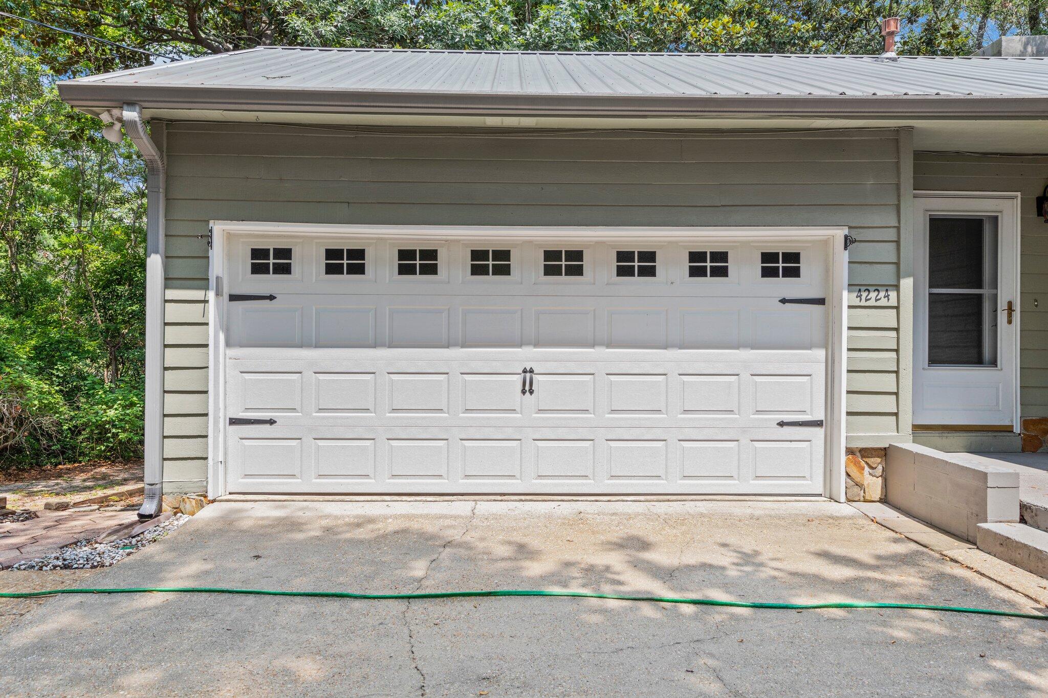 TOWER ACRES - Residential Lease