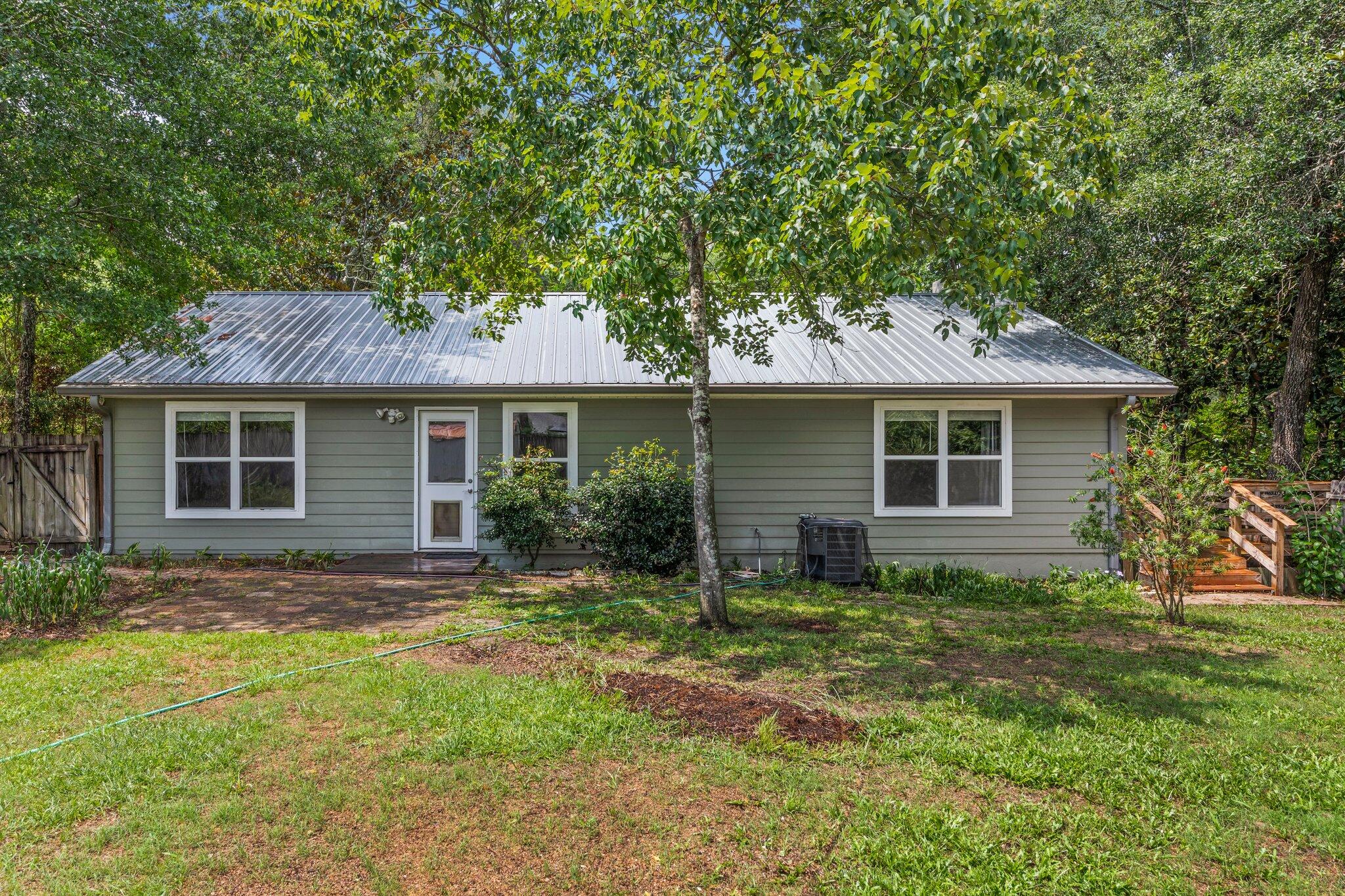 TOWER ACRES - Residential Lease