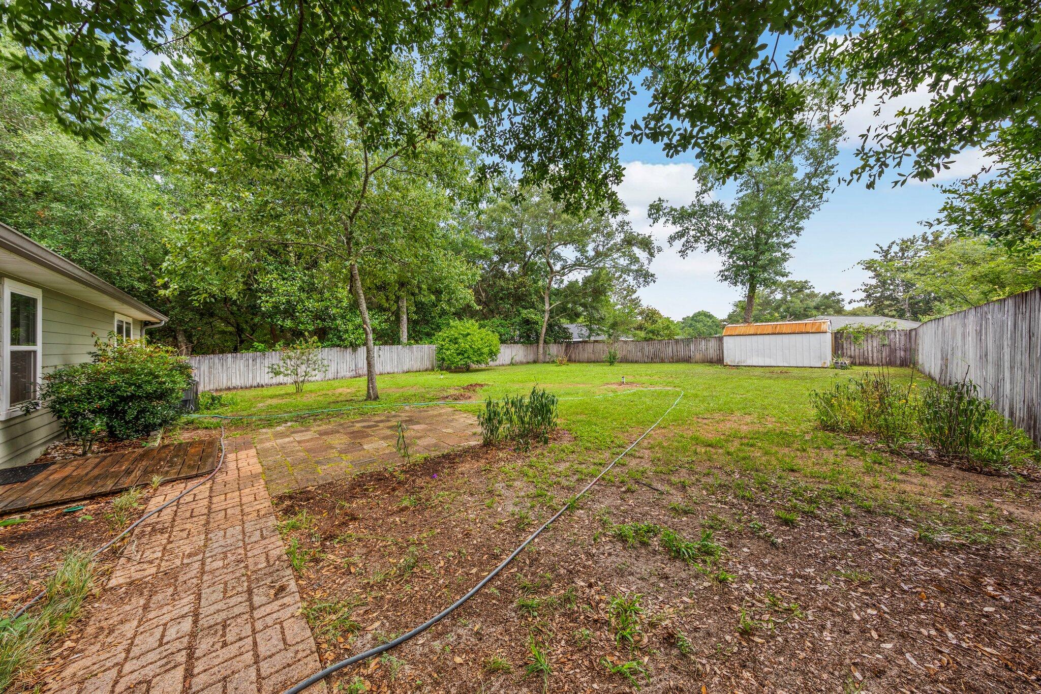 TOWER ACRES - Residential Lease