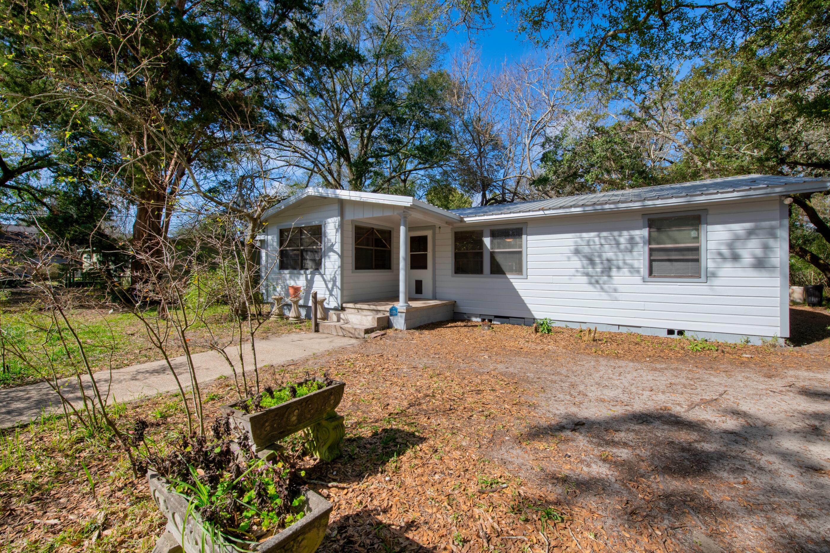 EAST WRIGHT - Residential