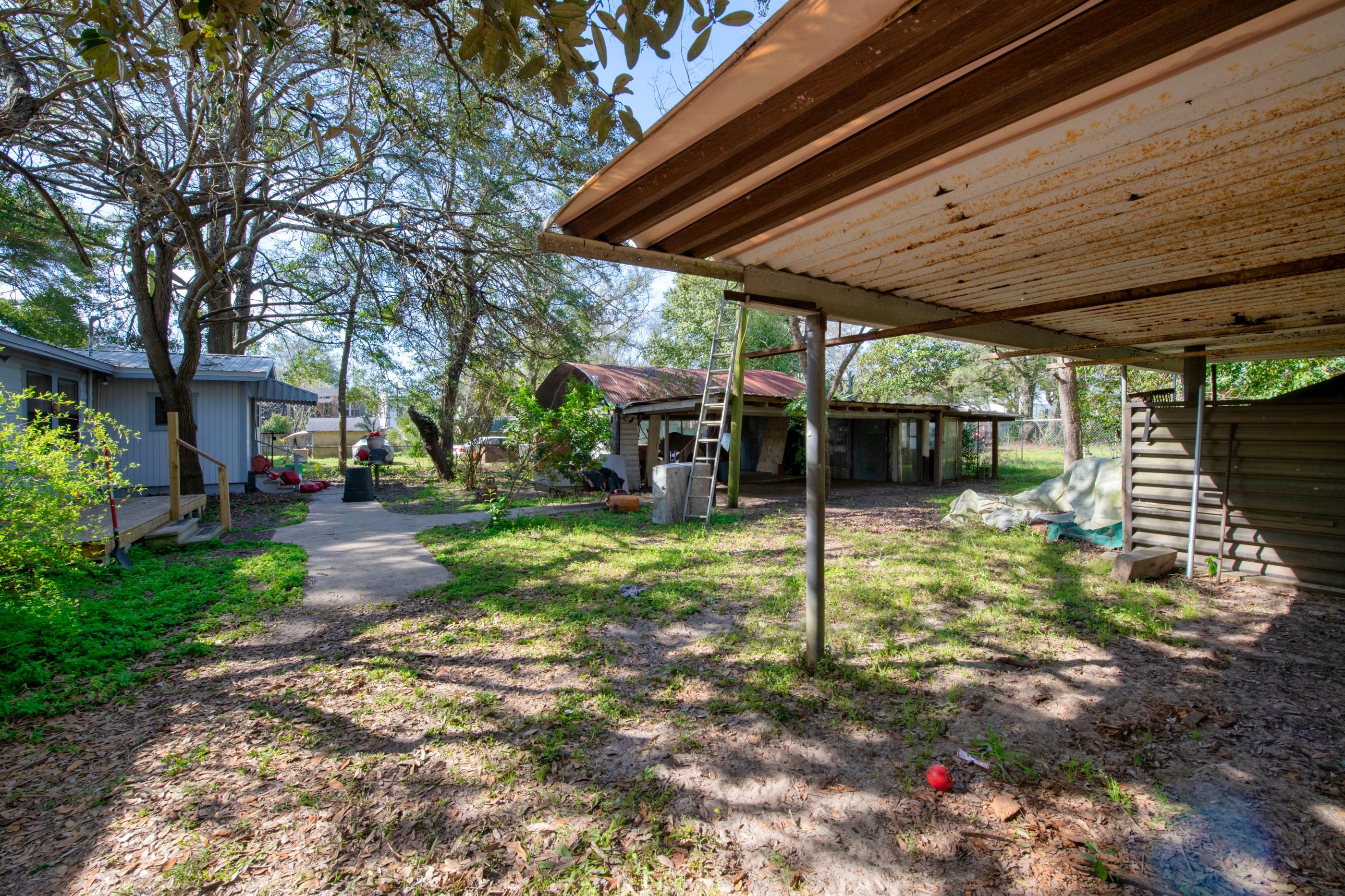 EAST WRIGHT - Residential