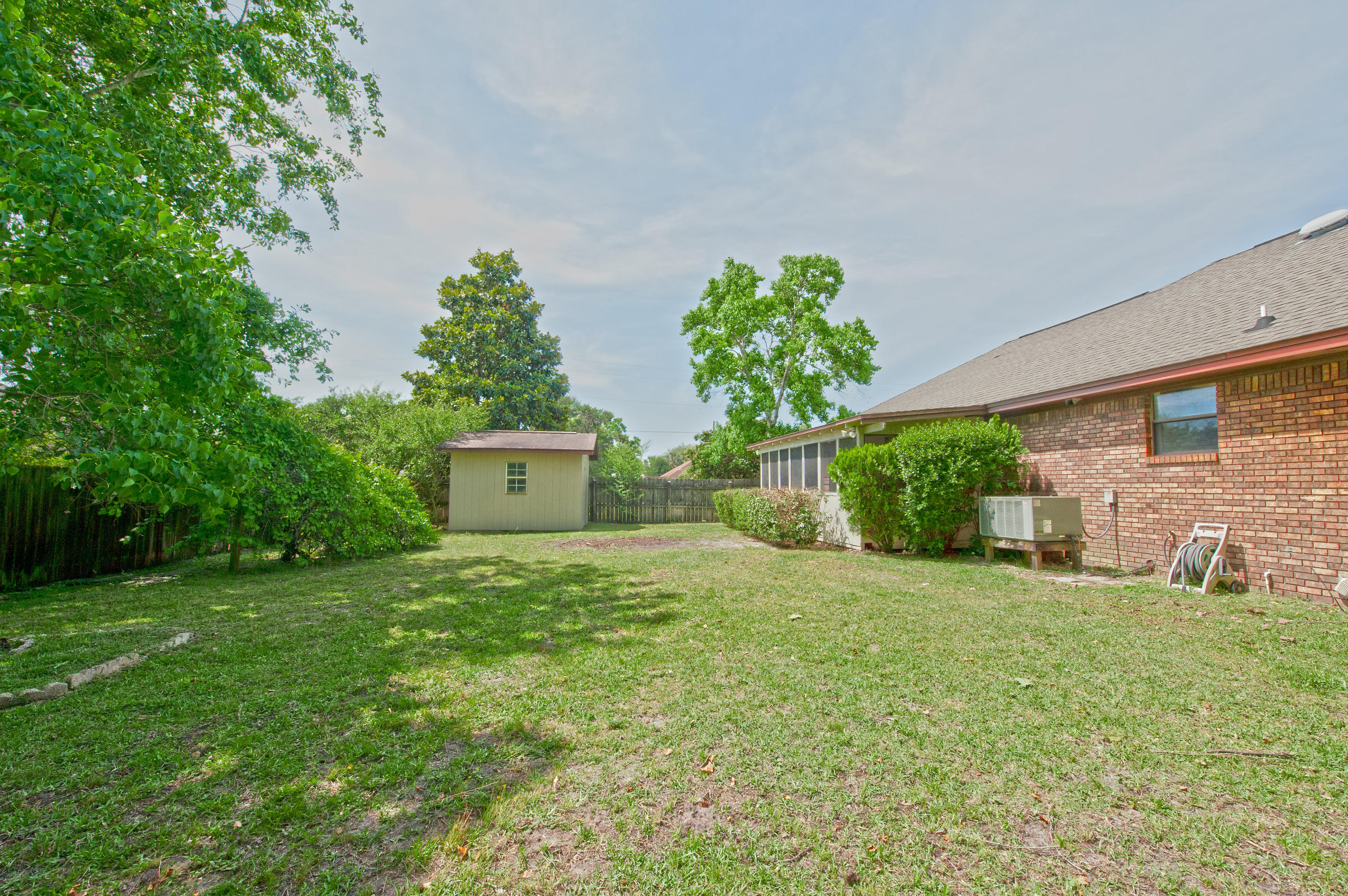 WYNNEHAVEN BEACH ESTATES - Residential