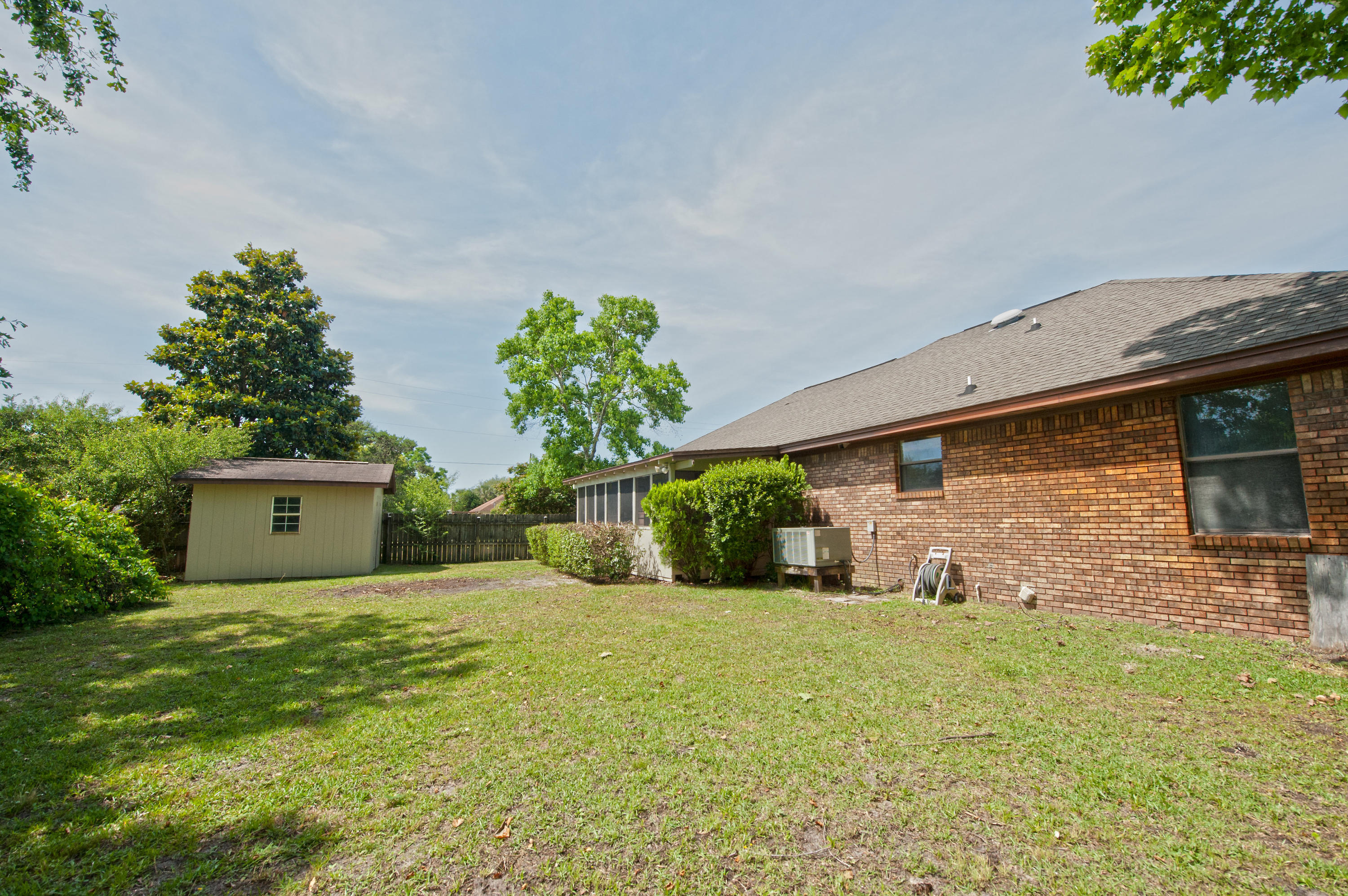 WYNNEHAVEN BEACH ESTATES - Residential