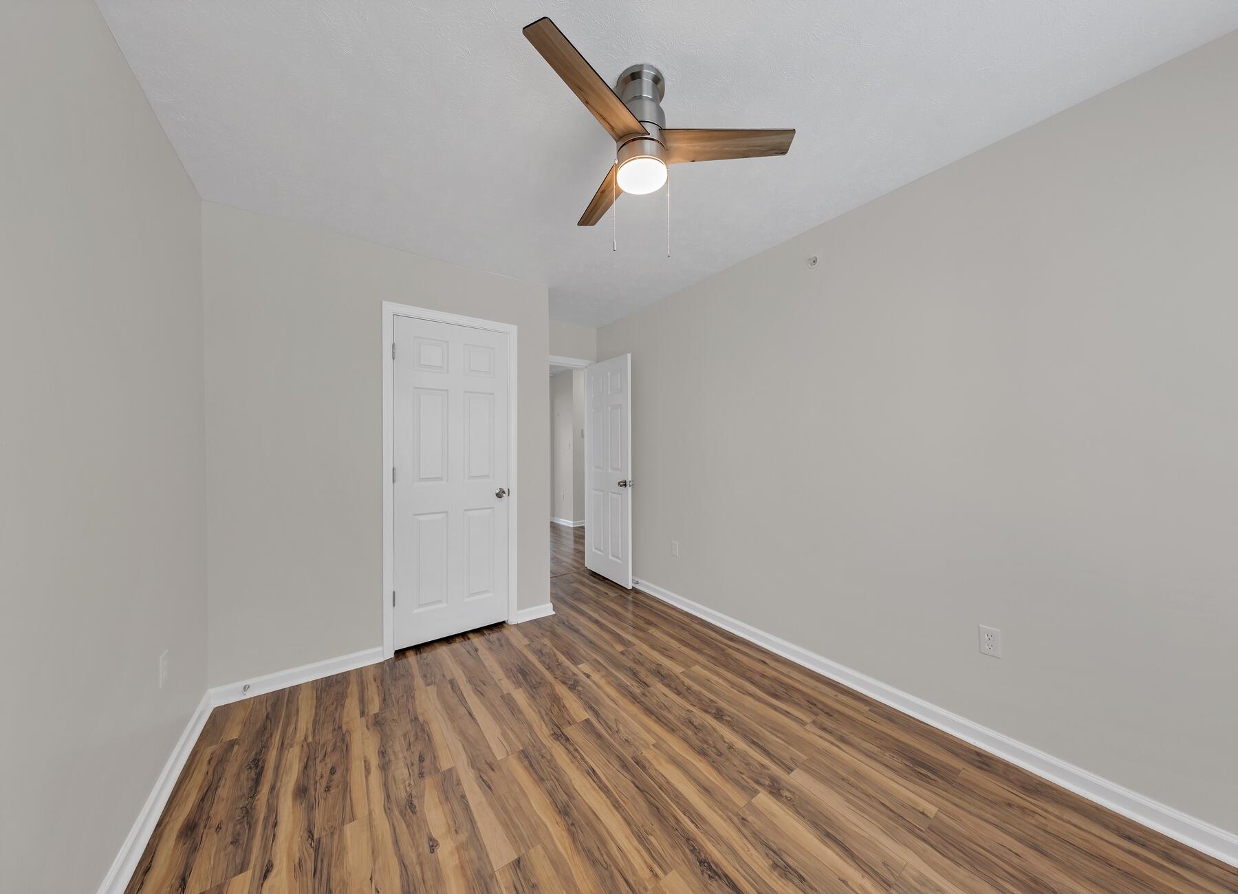 ROLLING PINES - Residential