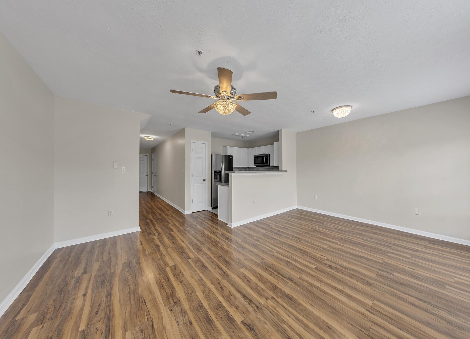 ROLLING PINES - Residential