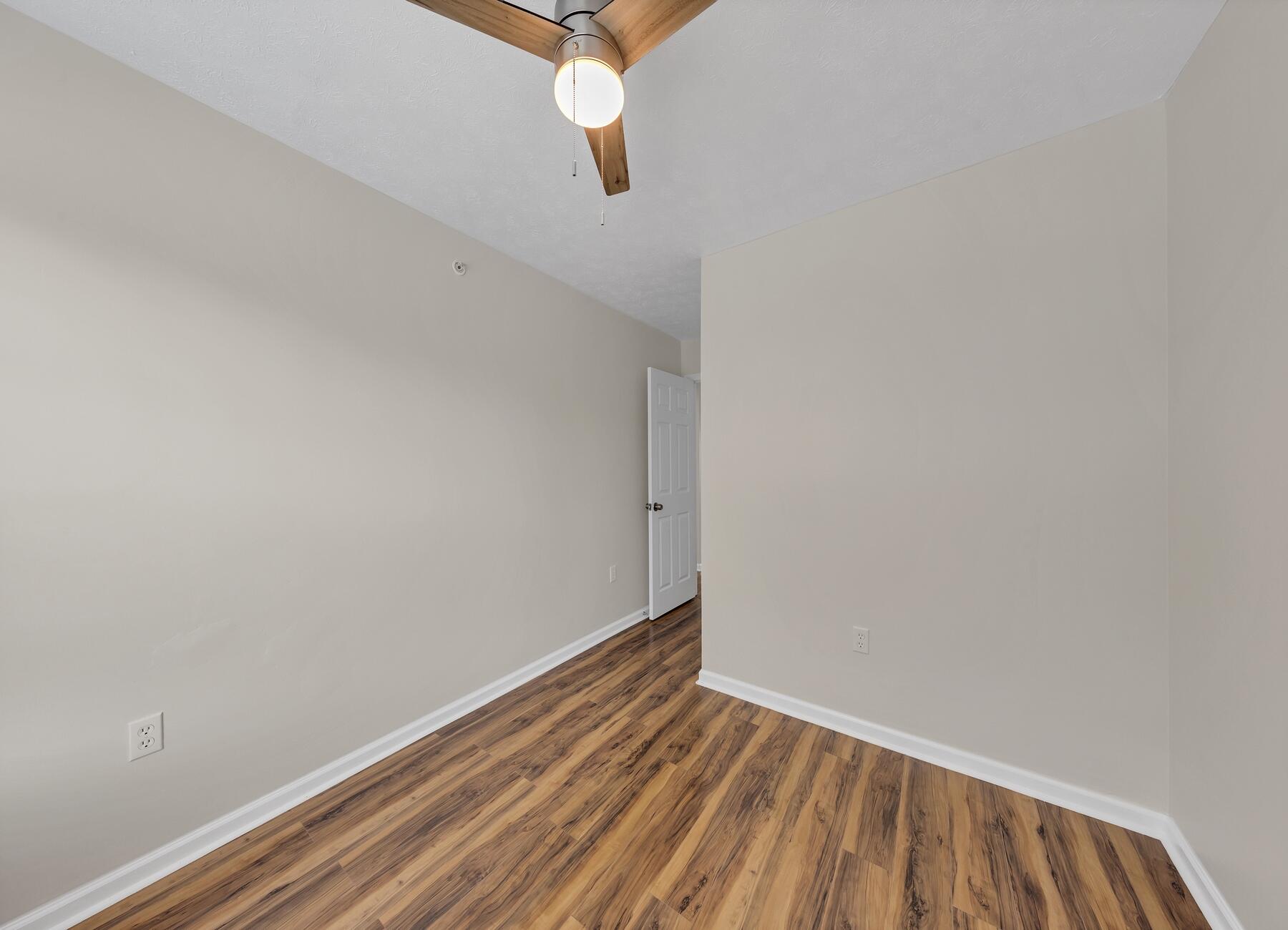 ROLLING PINES - Residential