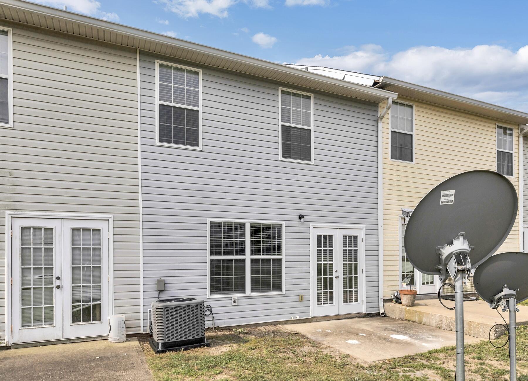 ROLLING PINES - Residential