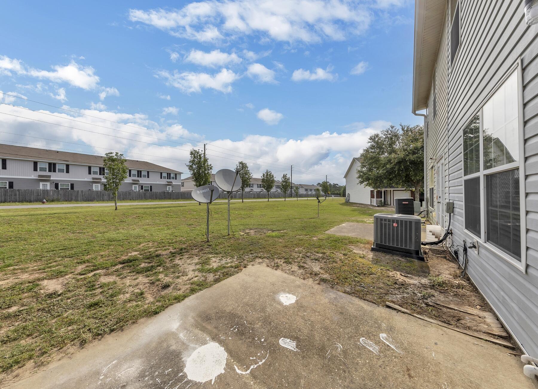 ROLLING PINES - Residential