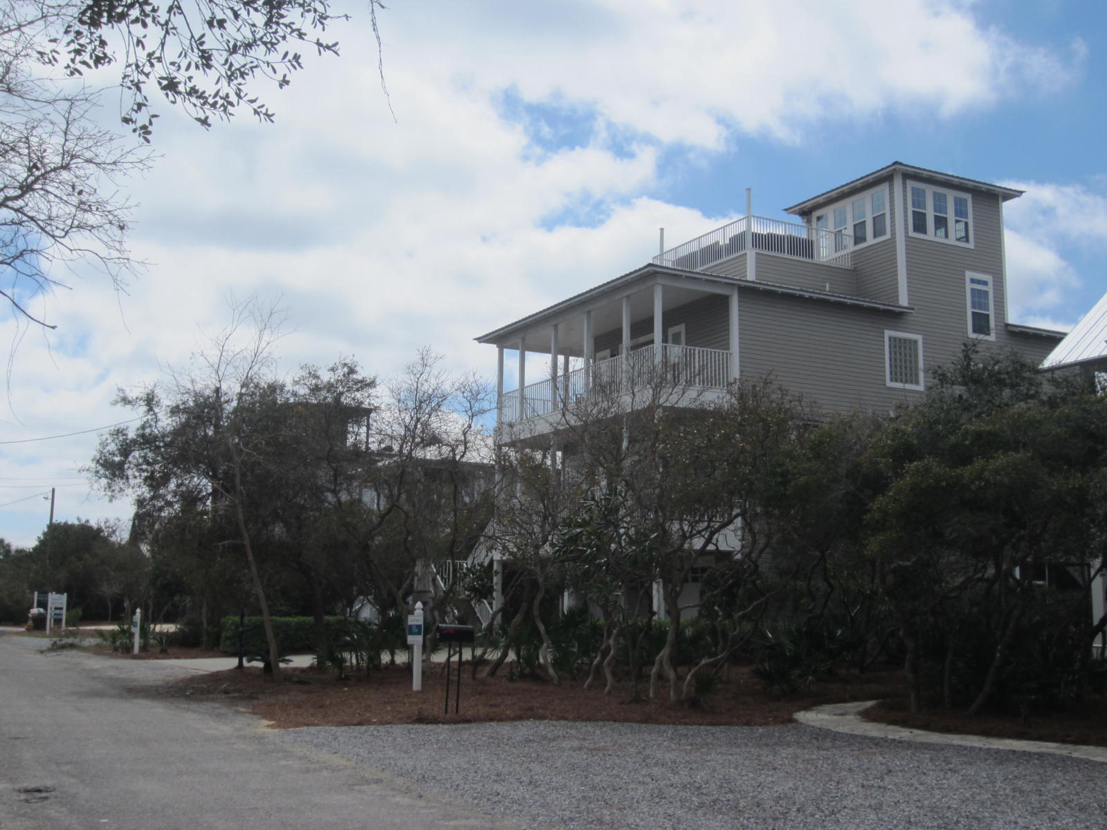 BLUE MOUNTAIN BEACH - Land