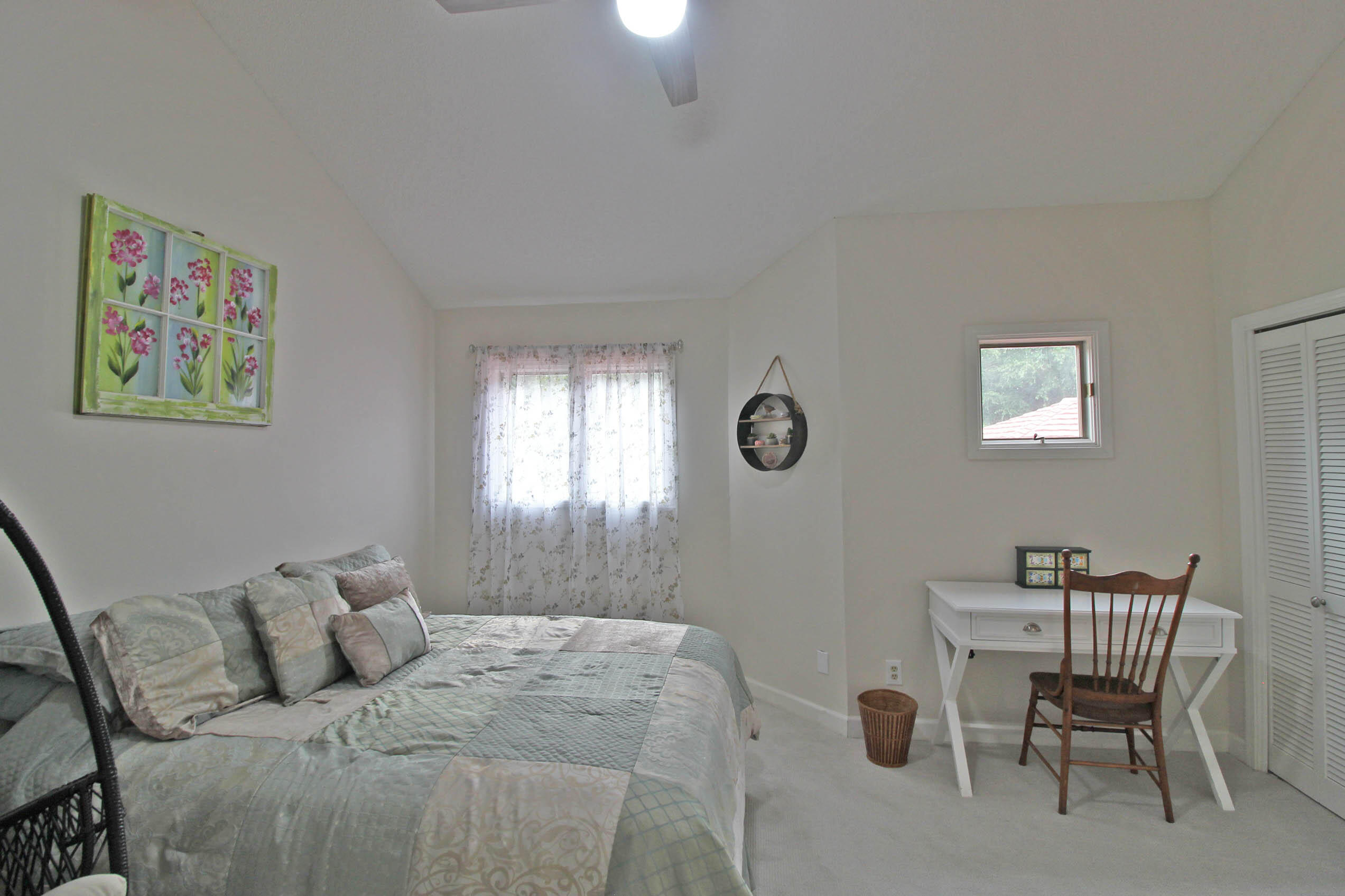 LAKE WAY VILLAS 1 - Residential